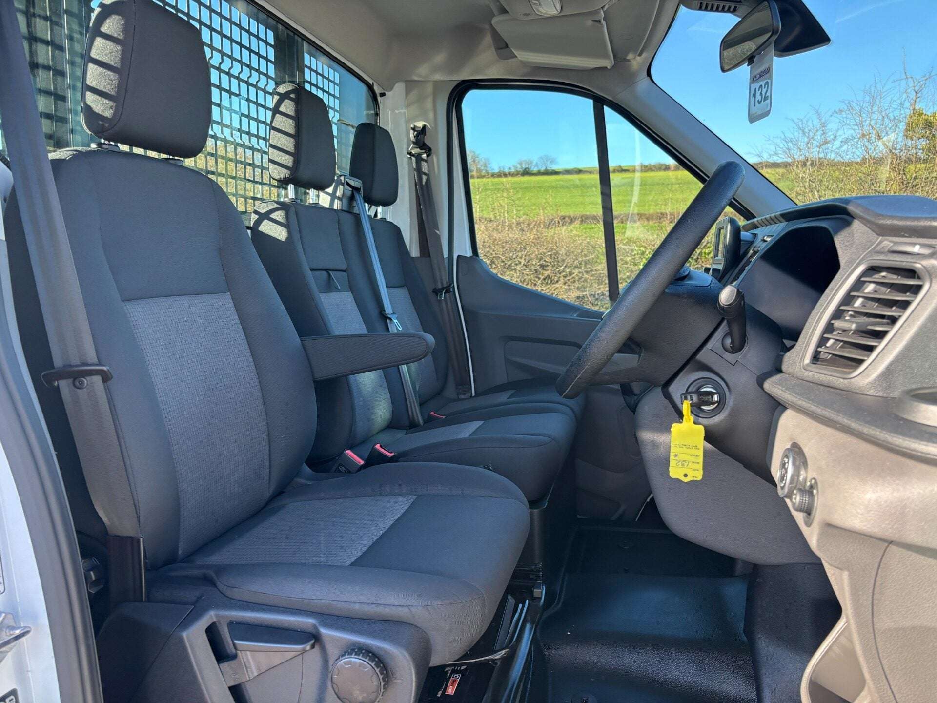 A 2025 FORD TRANSIT 470 Drw L2 130 ps Leader One Stop Tipper A 2025 FORD TRANSIT 470 Drw L2 130 ps Leader One Stop Tipper