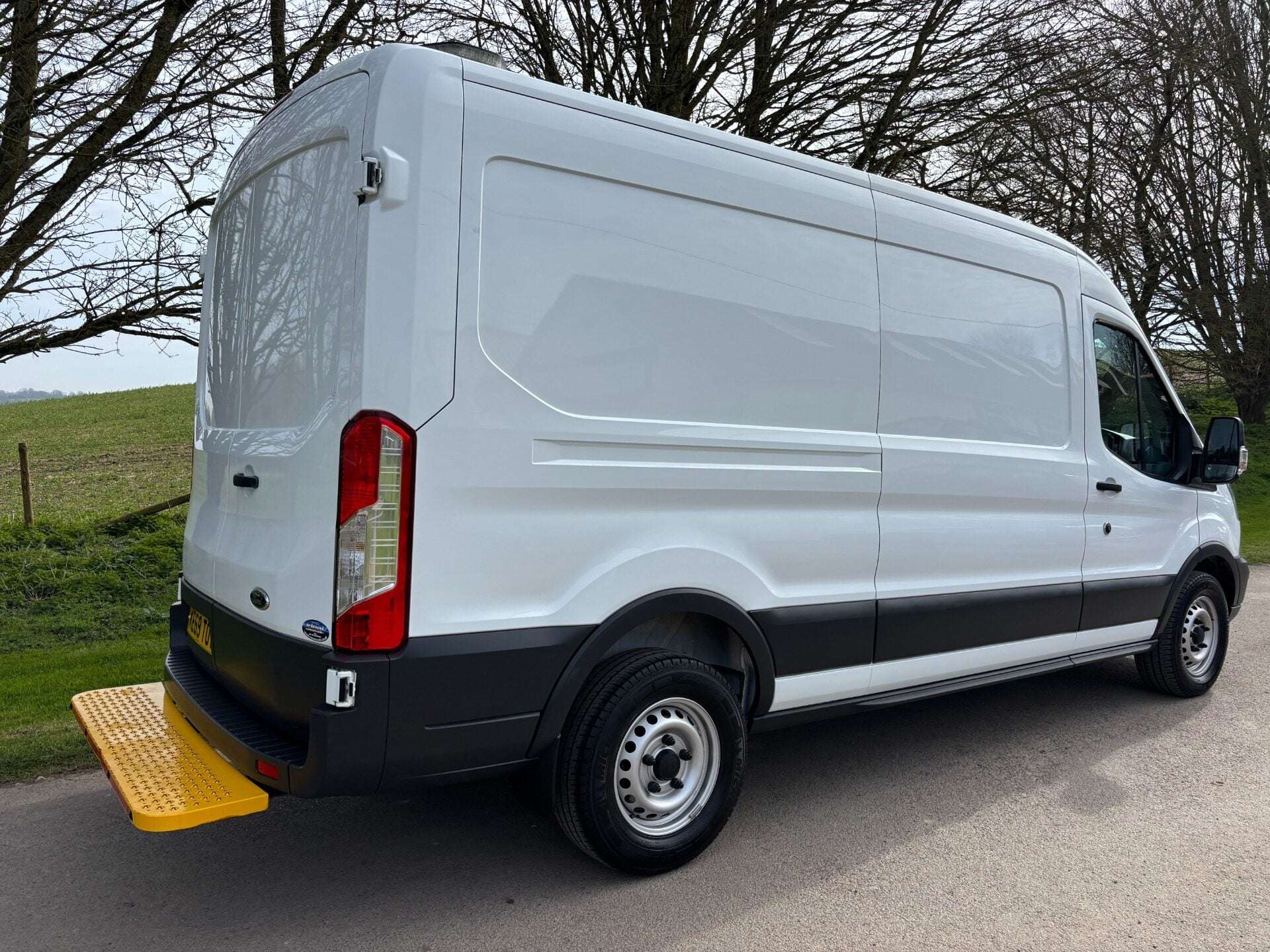 A 2020 FORD TRANSIT 350 L3 H2 130 ps Panel Van with Air Con A 2020 FORD TRANSIT 350 L3 H2 130 ps Panel Van with Air Con