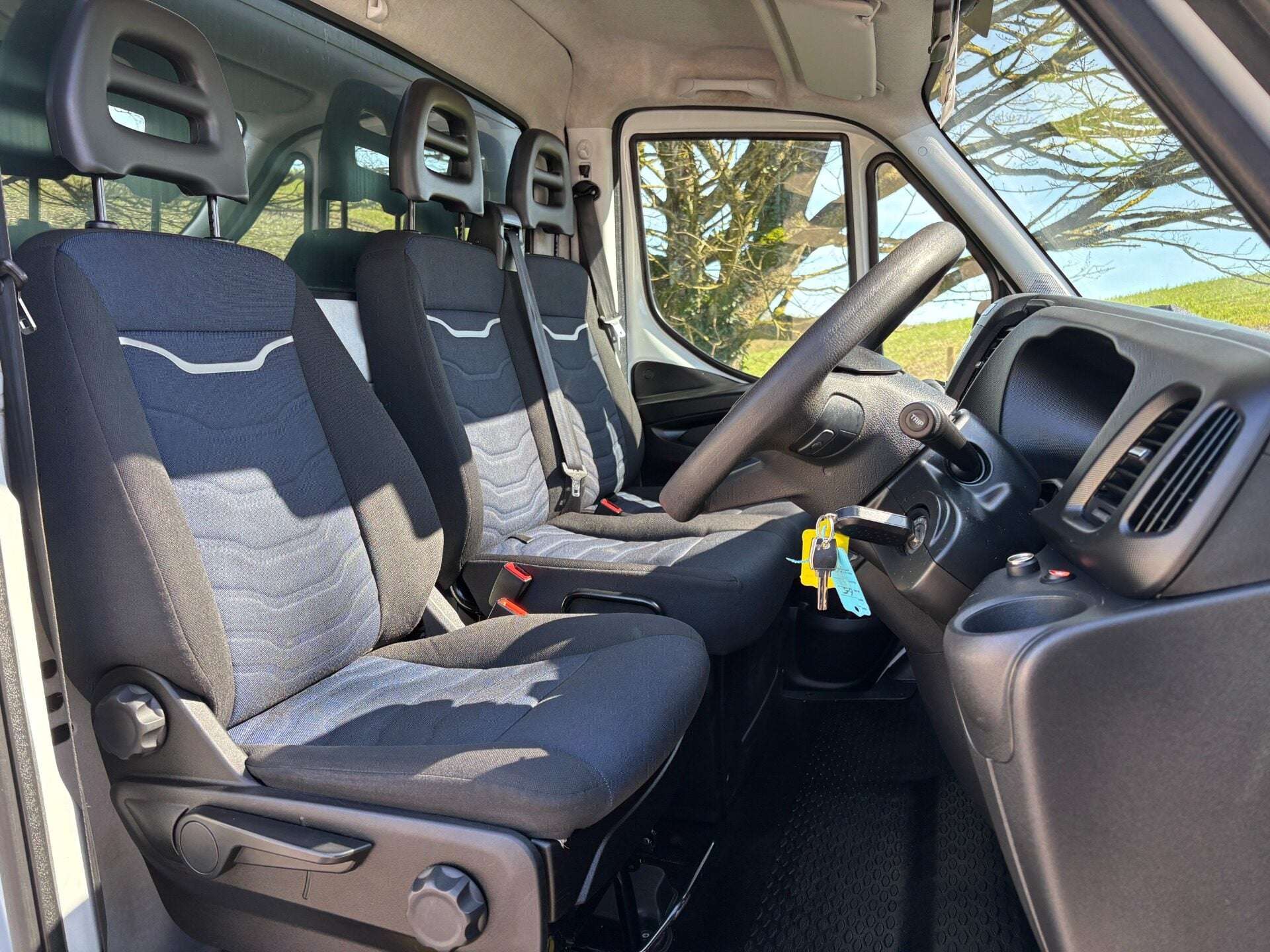 A 2022 IVECO DAILY 35C14 Toolbox Tipper A 2022 IVECO DAILY 35C14 Toolbox Tipper