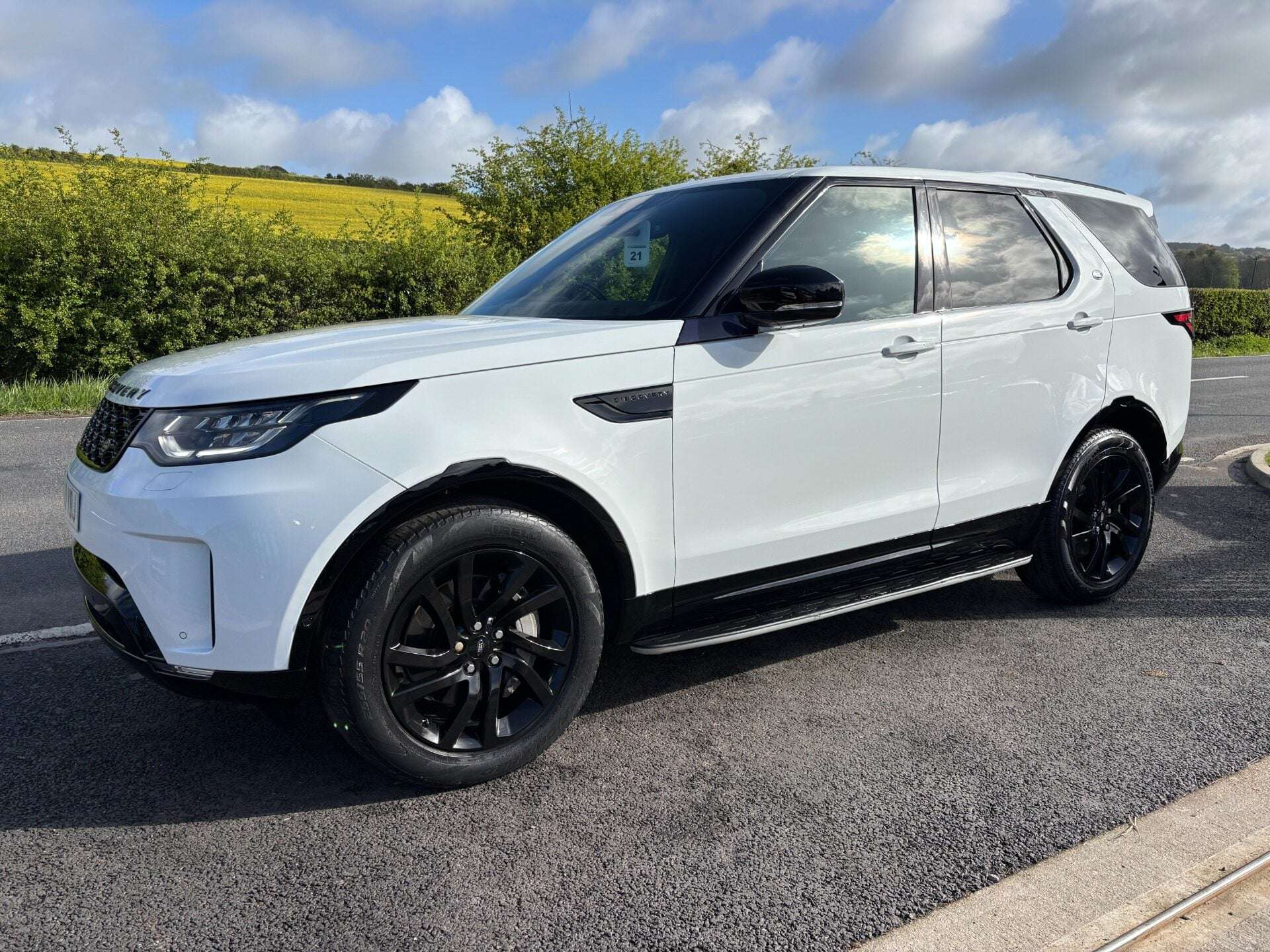 A 2020 LAND ROVER DISCOVERY SD6 36 Commercial HSE A 2020 LAND ROVER DISCOVERY SD6 36 Commercial HSE
