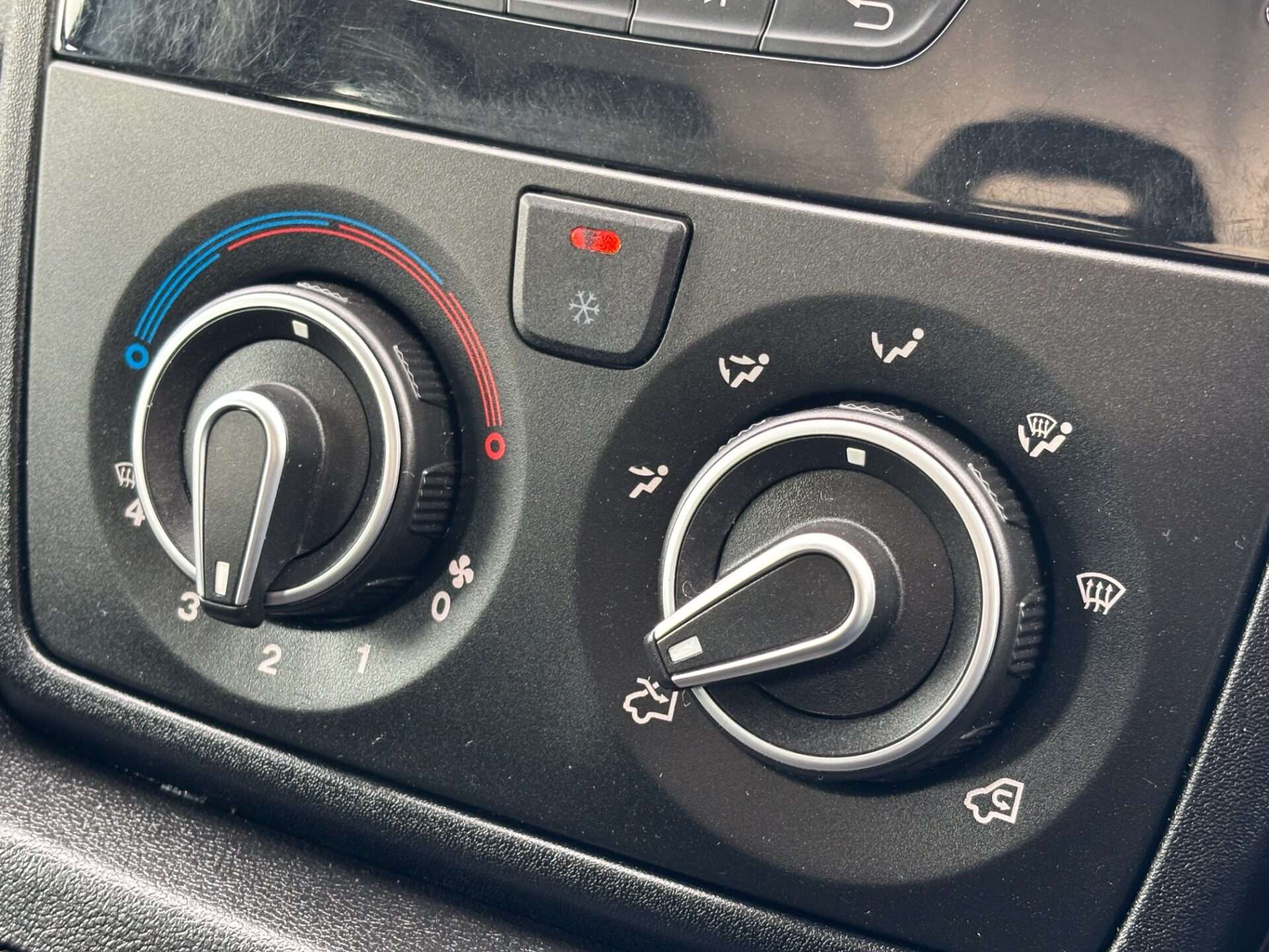 2017 PEUGEOT BOXER 2017 PEUGEOT BOXER