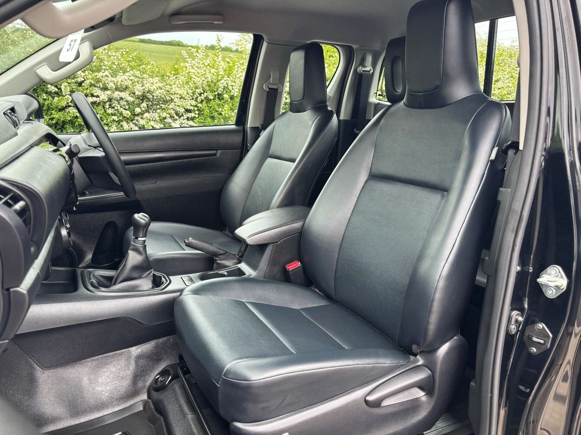 A 2023 TOYOTA HILUX Active ECB 4WD D-4D Pickup A 2023 TOYOTA HILUX Active ECB 4WD D-4D Pickup