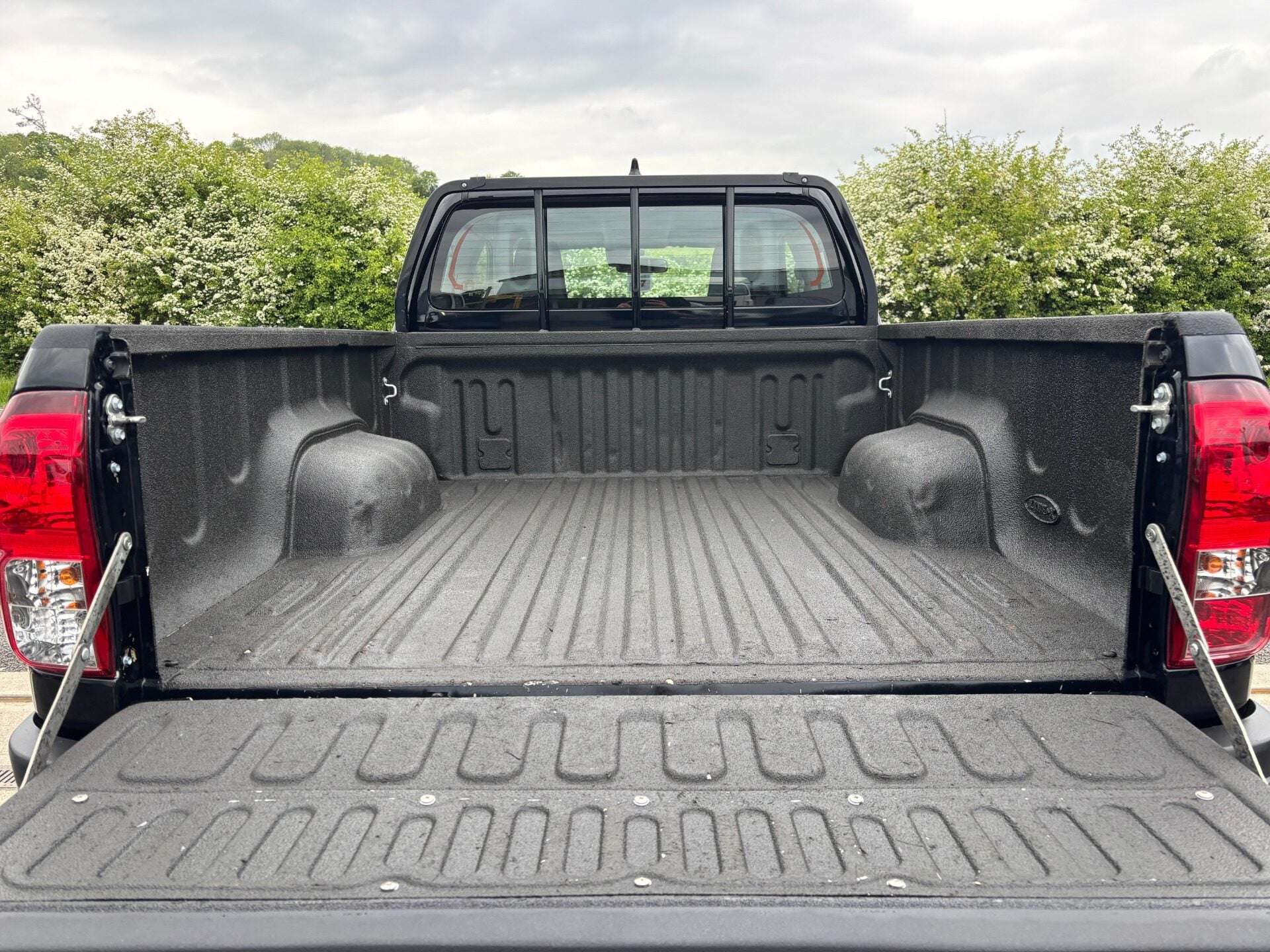 2023 TOYOTA HILUX 2023 TOYOTA HILUX