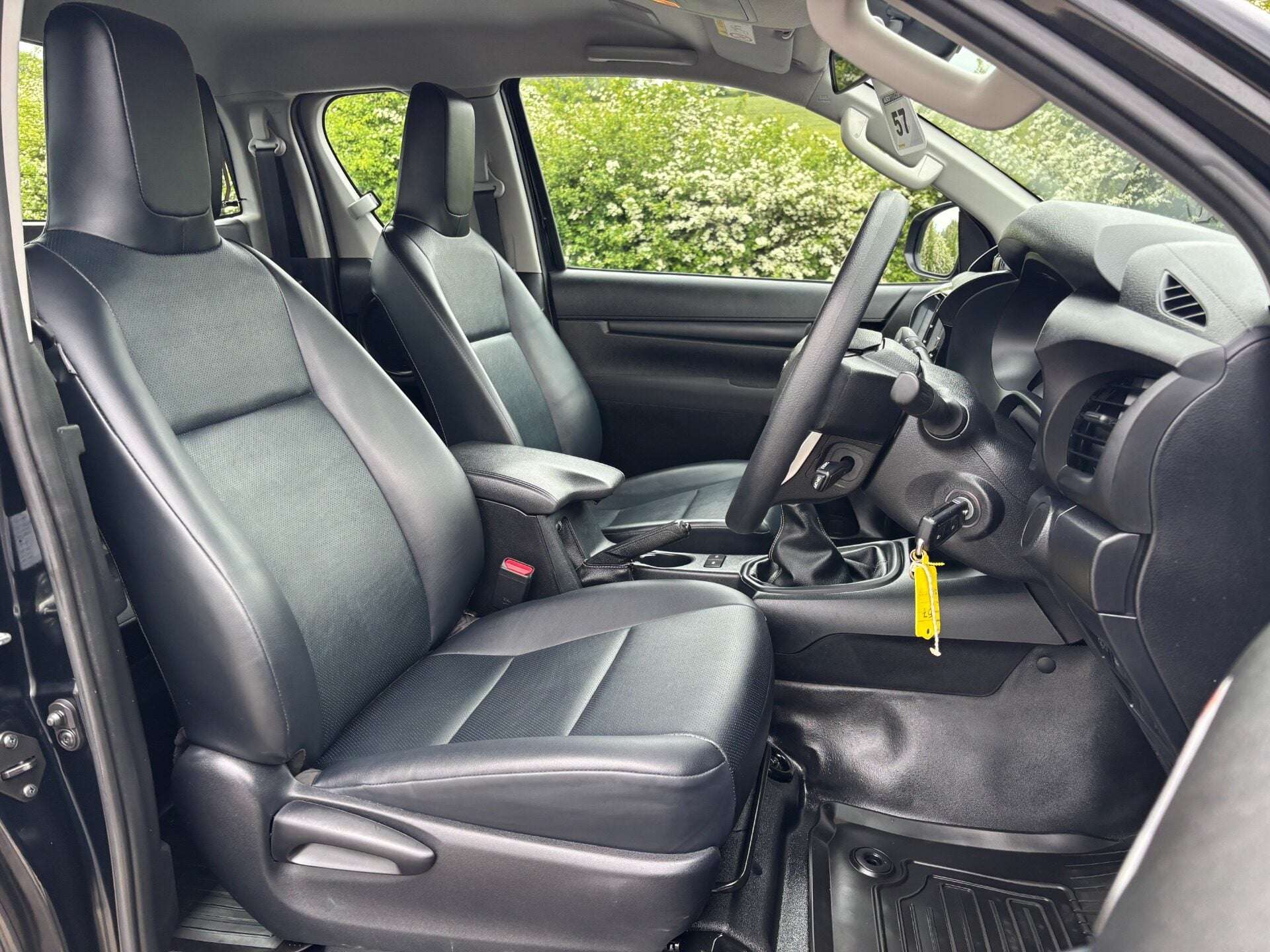 A 2023 TOYOTA HILUX Active ECB 4WD D-4D Pickup A 2023 TOYOTA HILUX Active ECB 4WD D-4D Pickup