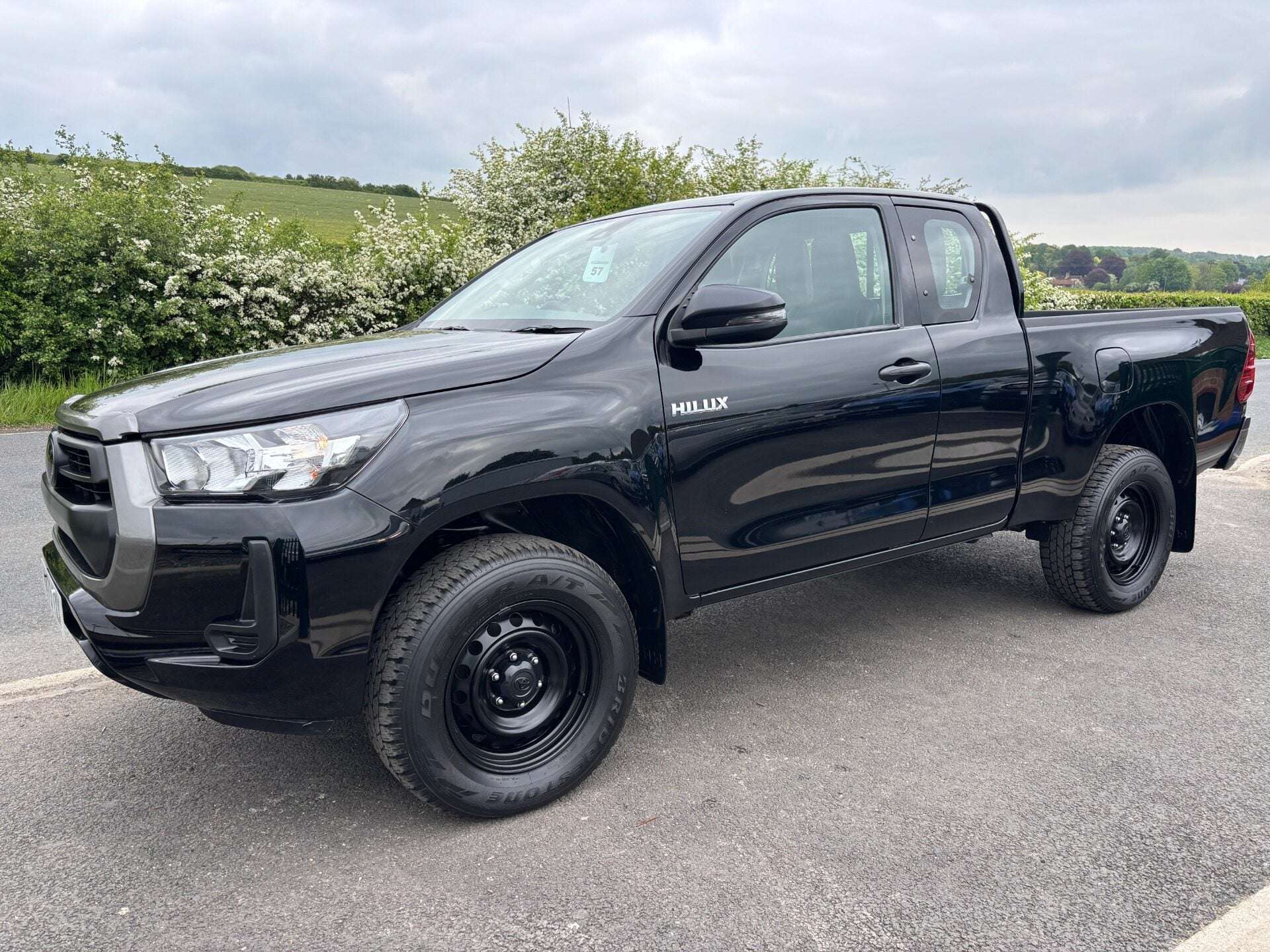 A 2023 TOYOTA HILUX Active ECB 4WD D-4D Pickup A 2023 TOYOTA HILUX Active ECB 4WD D-4D Pickup
