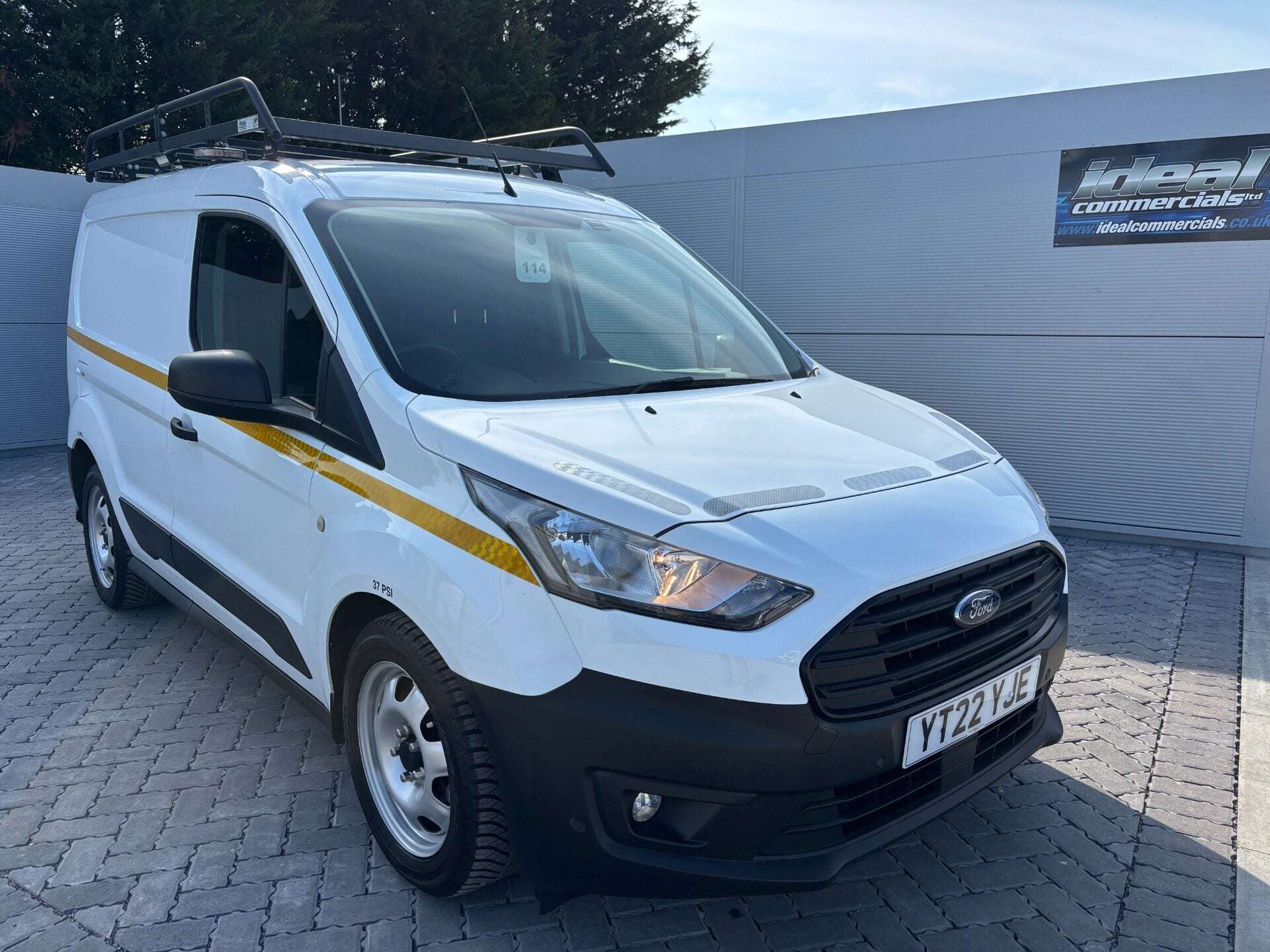 A 2022 FORD TRANSIT CONNECT 220 L1 Base 100 ps Tdci Panel Van - Air Con / Rear Camera A 2022 FORD TRANSIT CONNECT 220 L1 Base 100 ps Tdci Panel Van - Air Con / Rear Camera