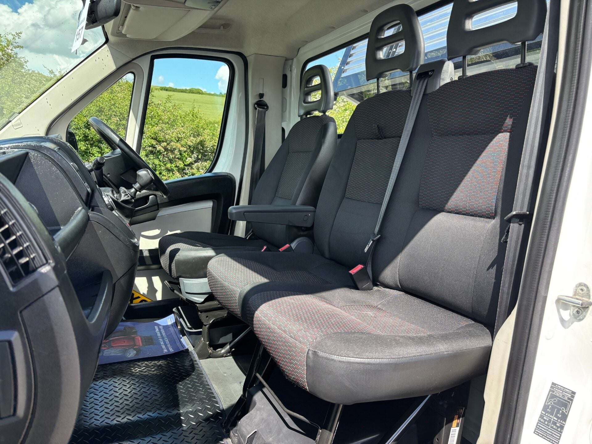 A 2016 CITROEN RELAY 35 L2 Single Cab Tipper - Air Con / New Body A 2016 CITROEN RELAY 35 L2 Single Cab Tipper - Air Con / New Body