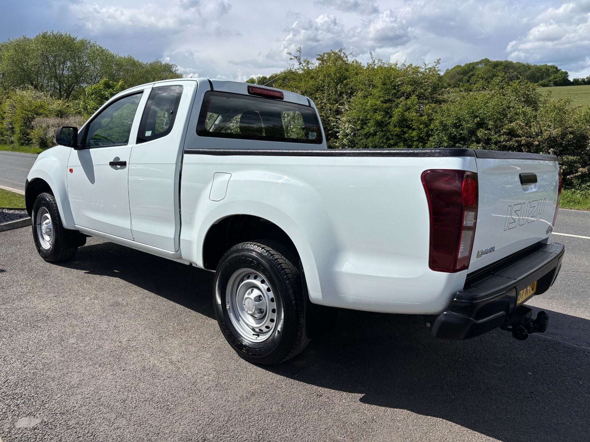 2017 ISUZU D-MAX 2017 ISUZU D-MAX