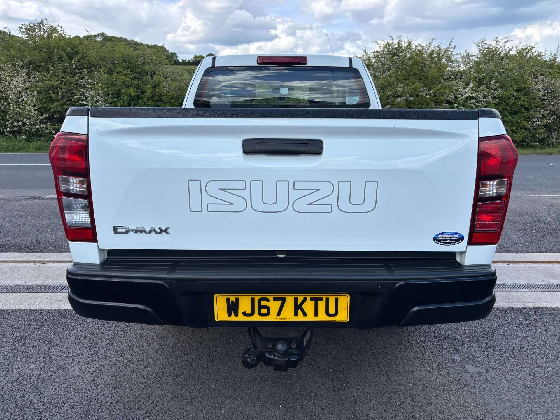 2017 ISUZU D-MAX 2017 ISUZU D-MAX