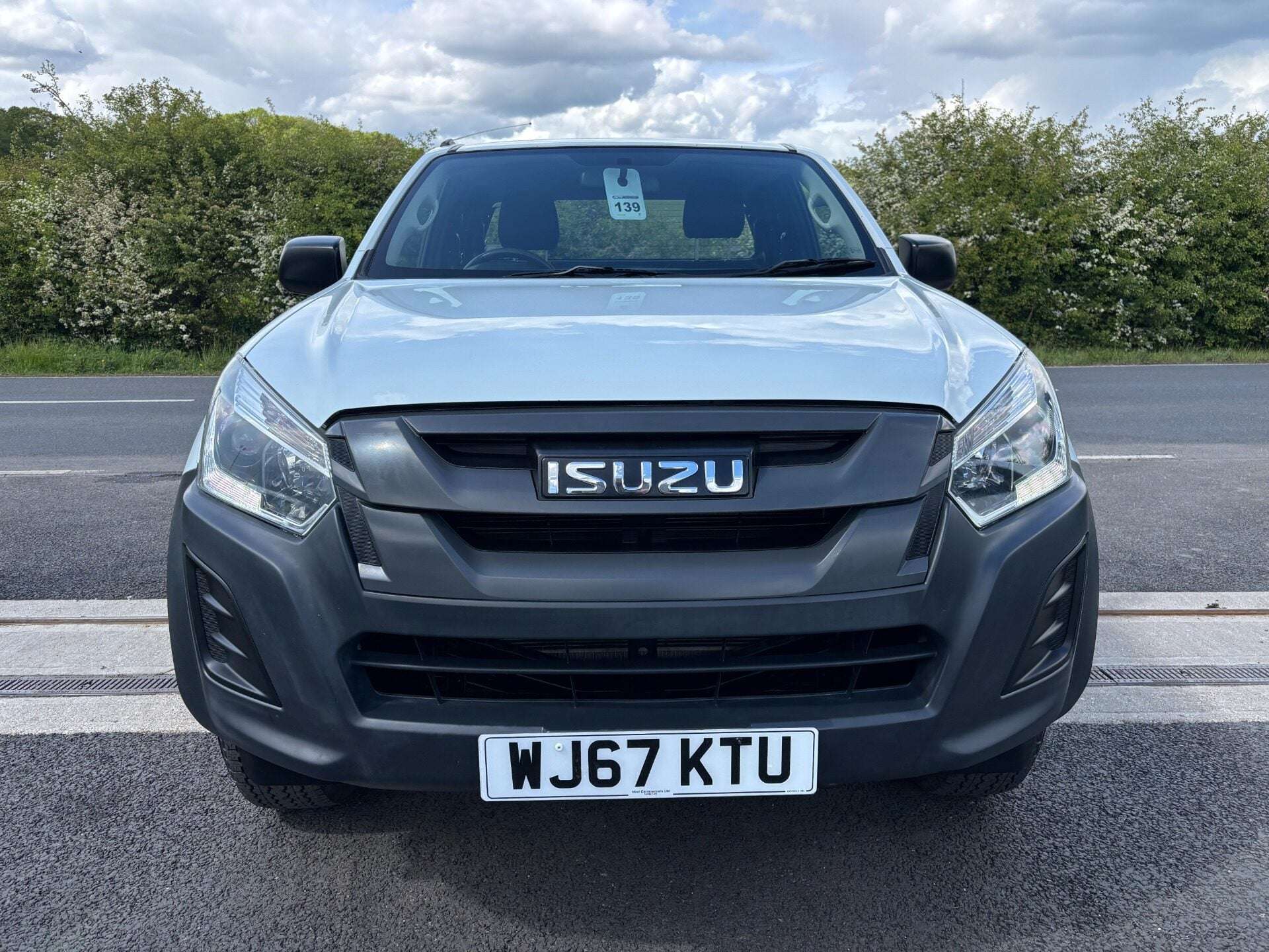 2017 ISUZU D-MAX 2017 ISUZU D-MAX