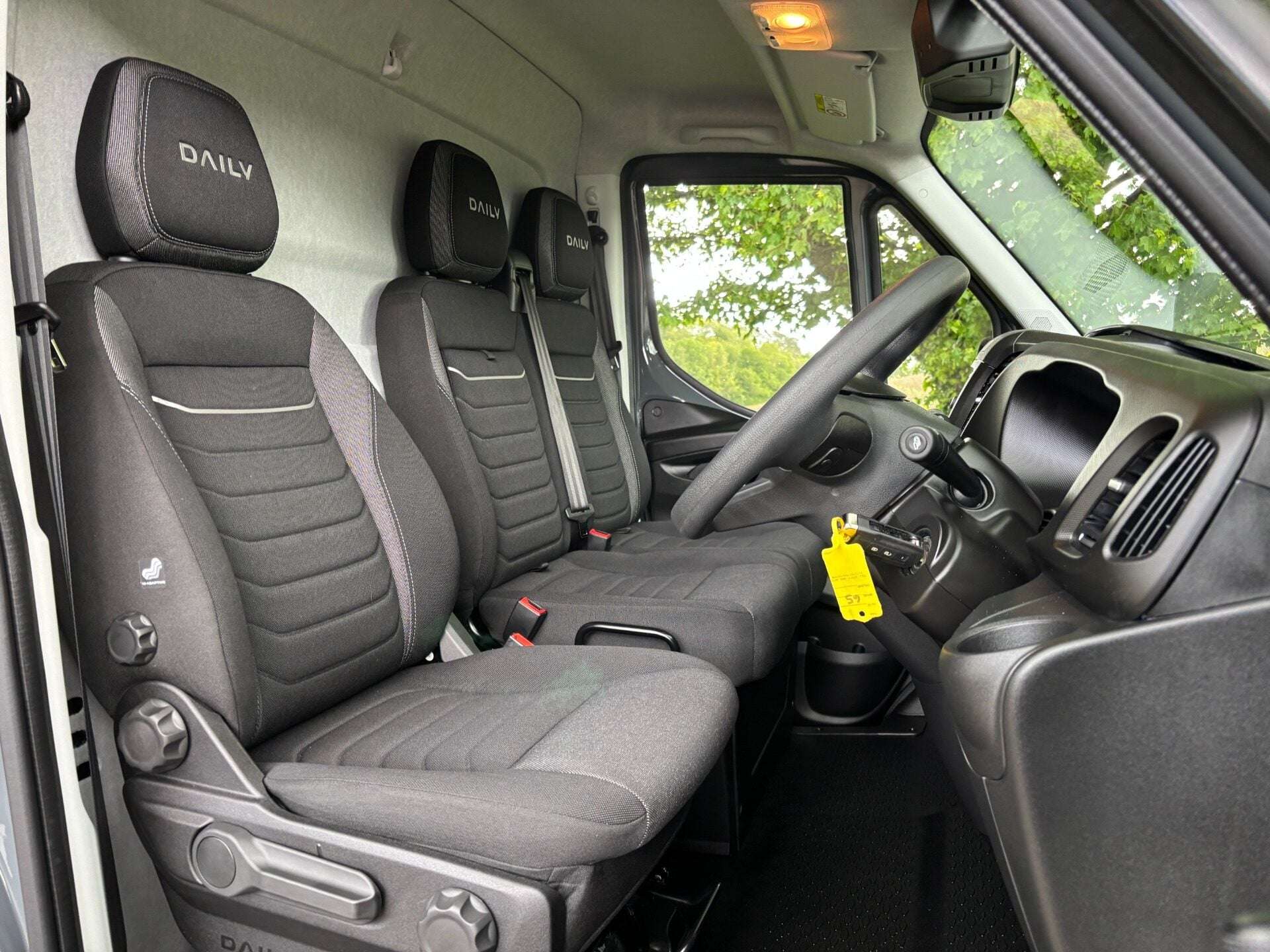 A 2026 IVECO DAILY 35C18H 3750WB Chassis Cab A 2026 IVECO DAILY 35C18H 3750WB Chassis Cab