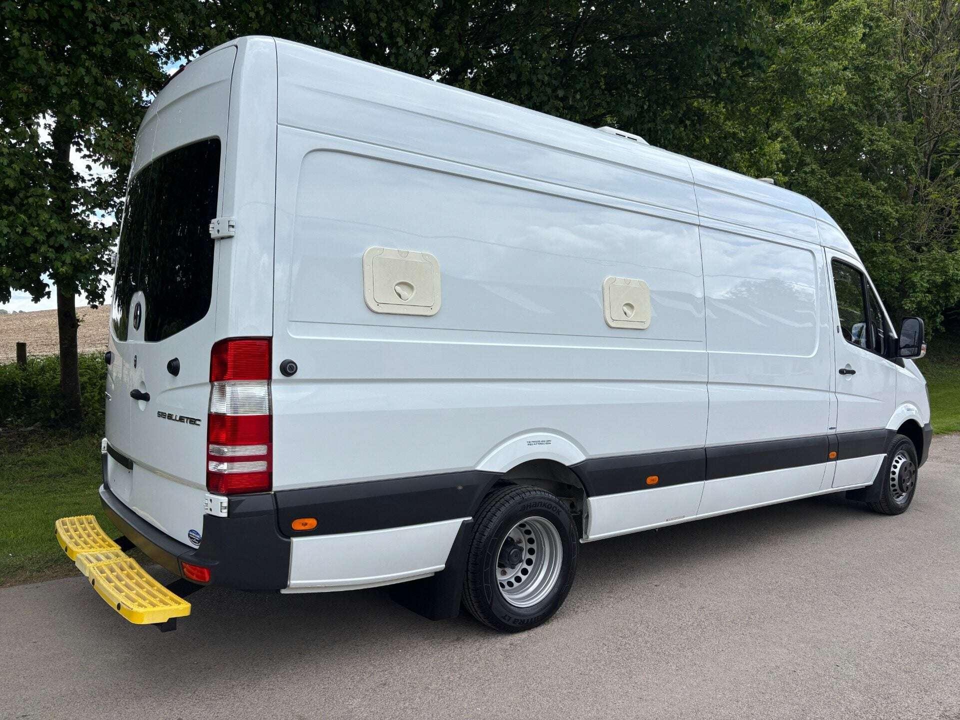 A 2015 MERCEDES-BENZ SPRINTER 519 Cdi V6 Mobile Command Unit - Generator / Air Con / Ex MOD A 2015 MERCEDES-BENZ SPRINTER 519 Cdi V6 Mobile Command Unit - Generator / Air Con / Ex MOD