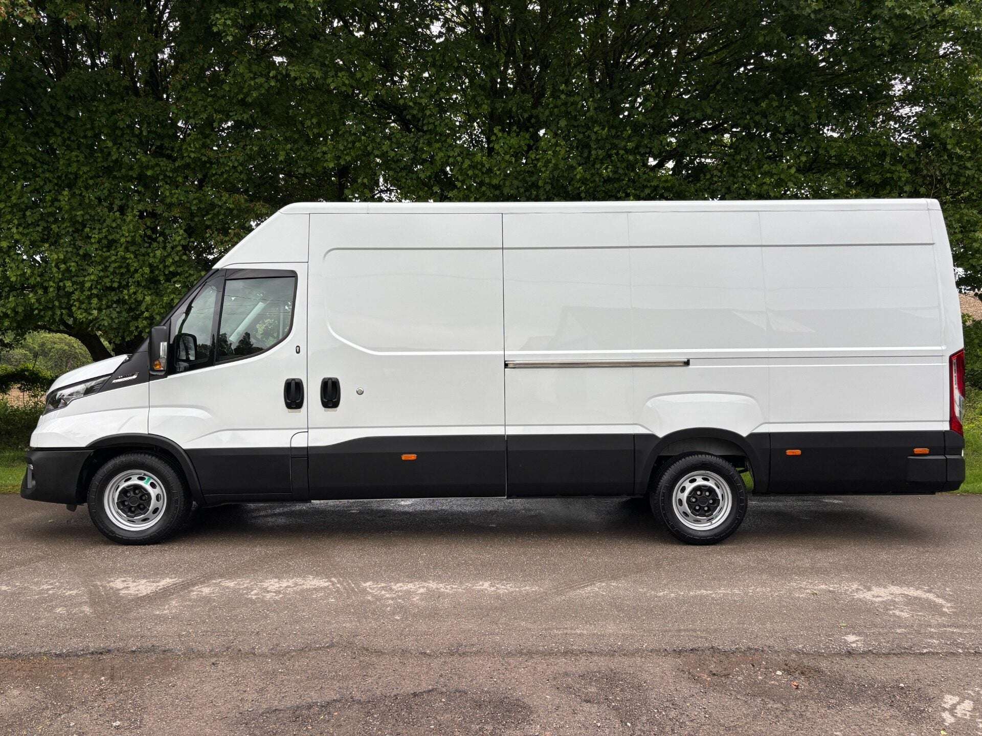 2024 IVECO DAILY 2024 IVECO DAILY