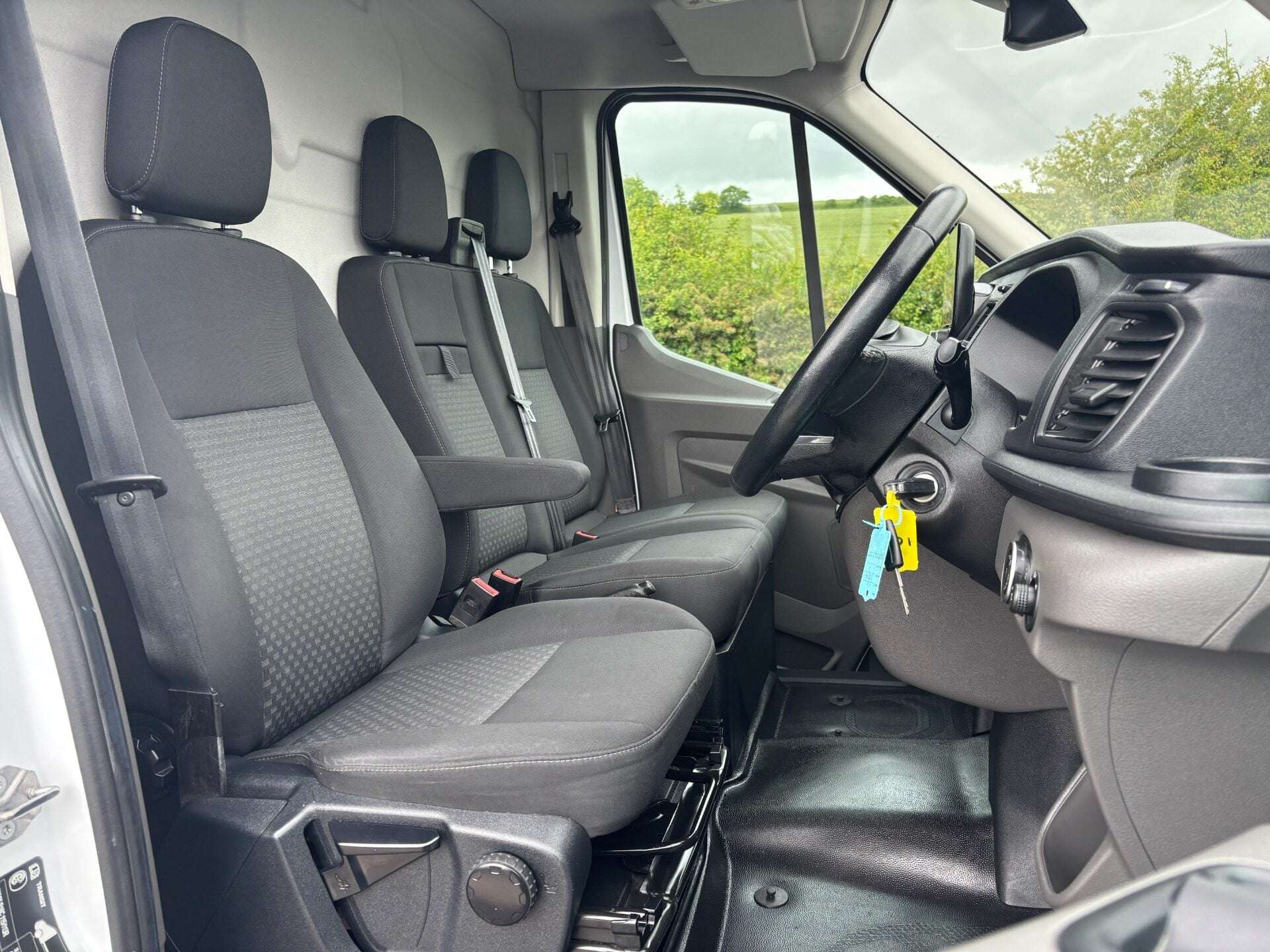 A 2021 FORD TRANSIT 350 Rwd 130ps Trend Panel Van with Air Conditioning A 2021 FORD TRANSIT 350 Rwd 130ps Trend Panel Van with Air Conditioning