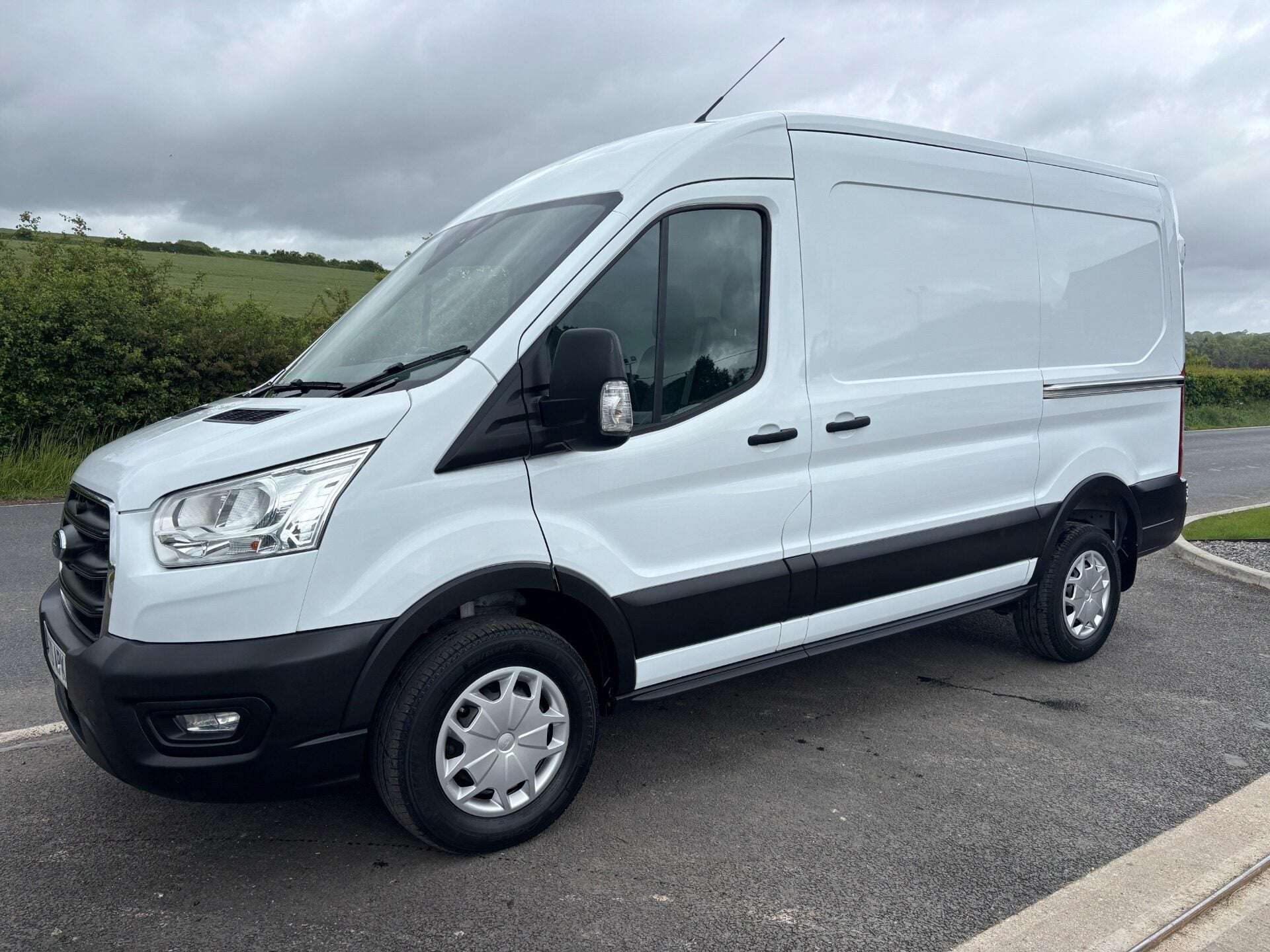 A 2021 FORD TRANSIT 350 Rwd 130ps Trend Panel Van with Air Conditioning A 2021 FORD TRANSIT 350 Rwd 130ps Trend Panel Van with Air Conditioning