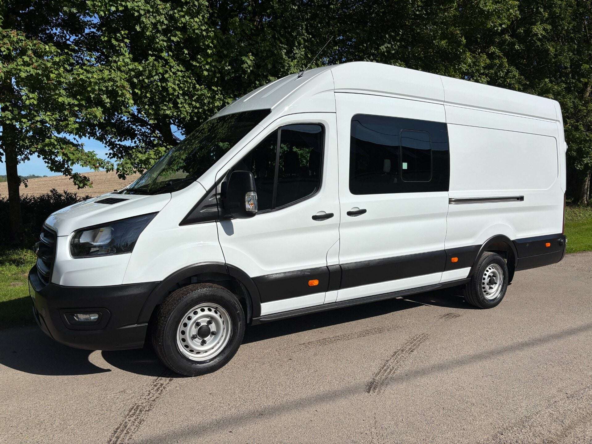 A 2019 FORD TRANSIT 350 L4 H3 130 ps DCIV with Air Conditioning A 2019 FORD TRANSIT 350 L4 H3 130 ps DCIV with Air Conditioning