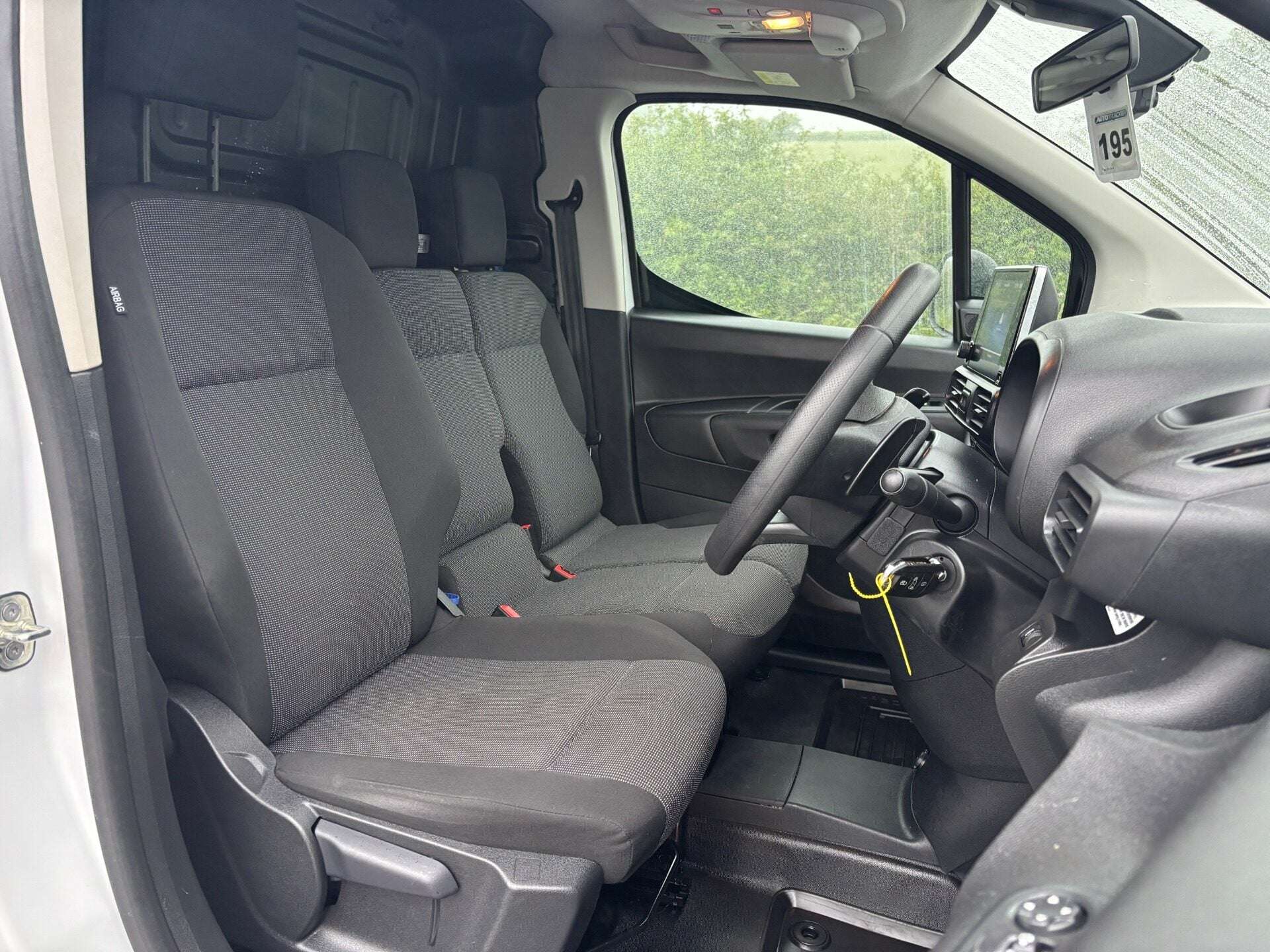 A 2024 TOYOTA PROACE CITY L1 Design 100 ps EAT8 Automatic Panel Van A 2024 TOYOTA PROACE CITY L1 Design 100 ps EAT8 Automatic Panel Van