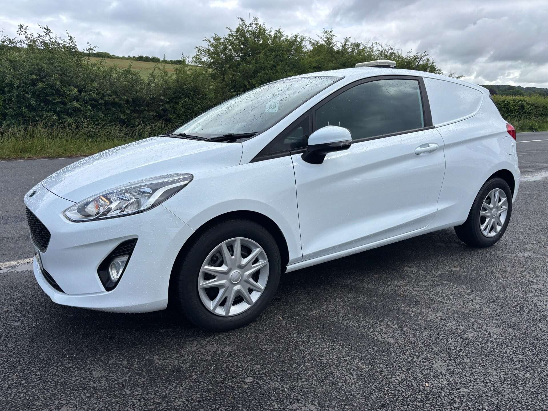 A 2019 FORD FIESTA 1.5 Tdci Panel Van - Air Con A 2019 FORD FIESTA 1.5 Tdci Panel Van - Air Con