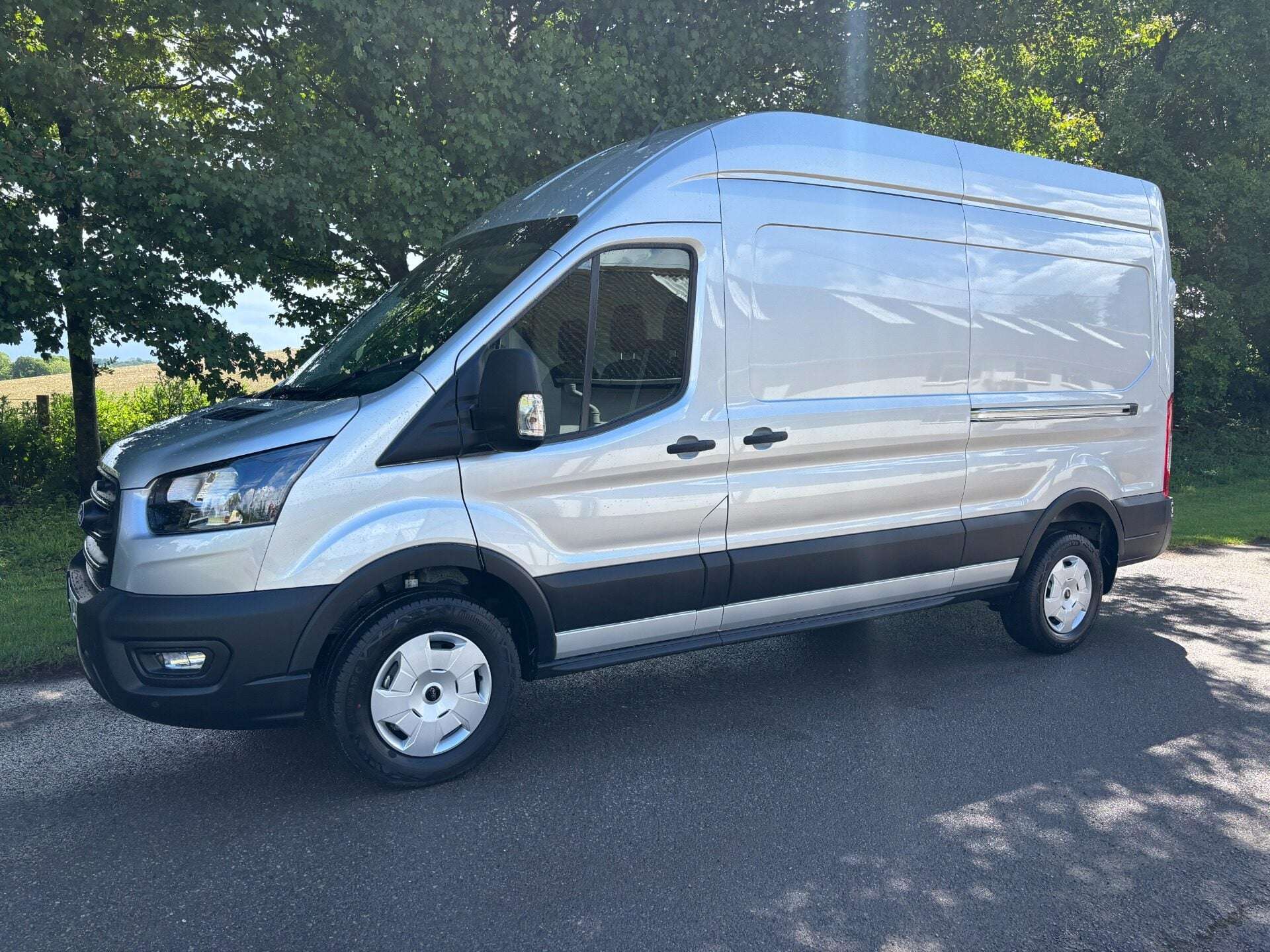 A 2026 FORD TRANSIT 350 Rwd Trend 130 ps L3H3 Panel Van - Air Con / Rear Camera A 2026 FORD TRANSIT 350 Rwd Trend 130 ps L3H3 Panel Van - Air Con / Rear Camera