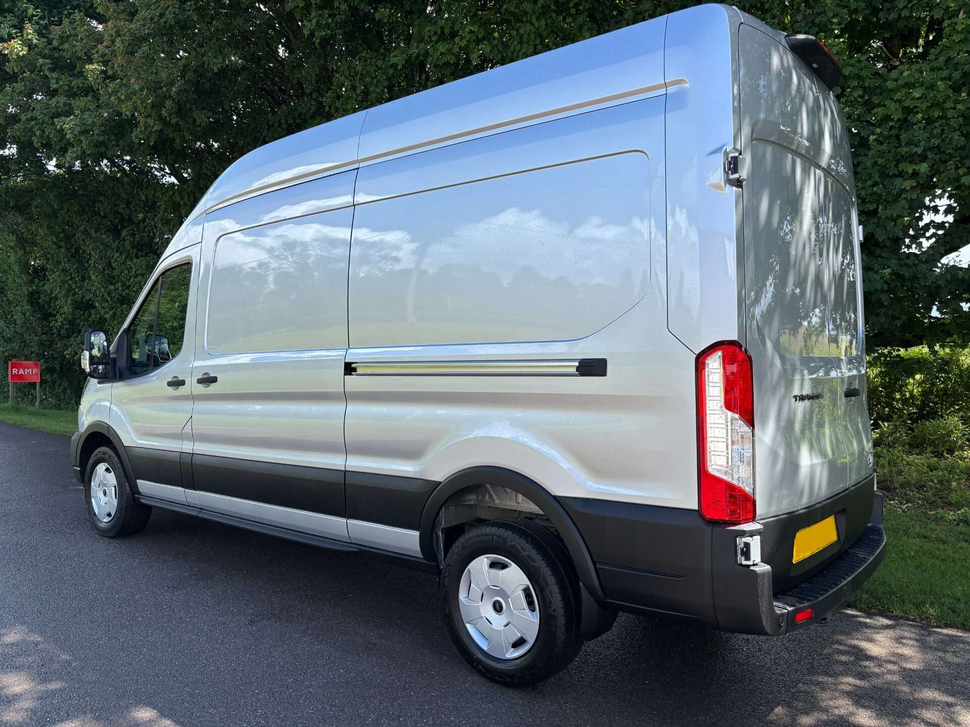 A 2026 FORD TRANSIT 350 Rwd Trend 130 ps L3H3 Panel Van - Air Con / Rear Camera A 2026 FORD TRANSIT 350 Rwd Trend 130 ps L3H3 Panel Van - Air Con / Rear Camera