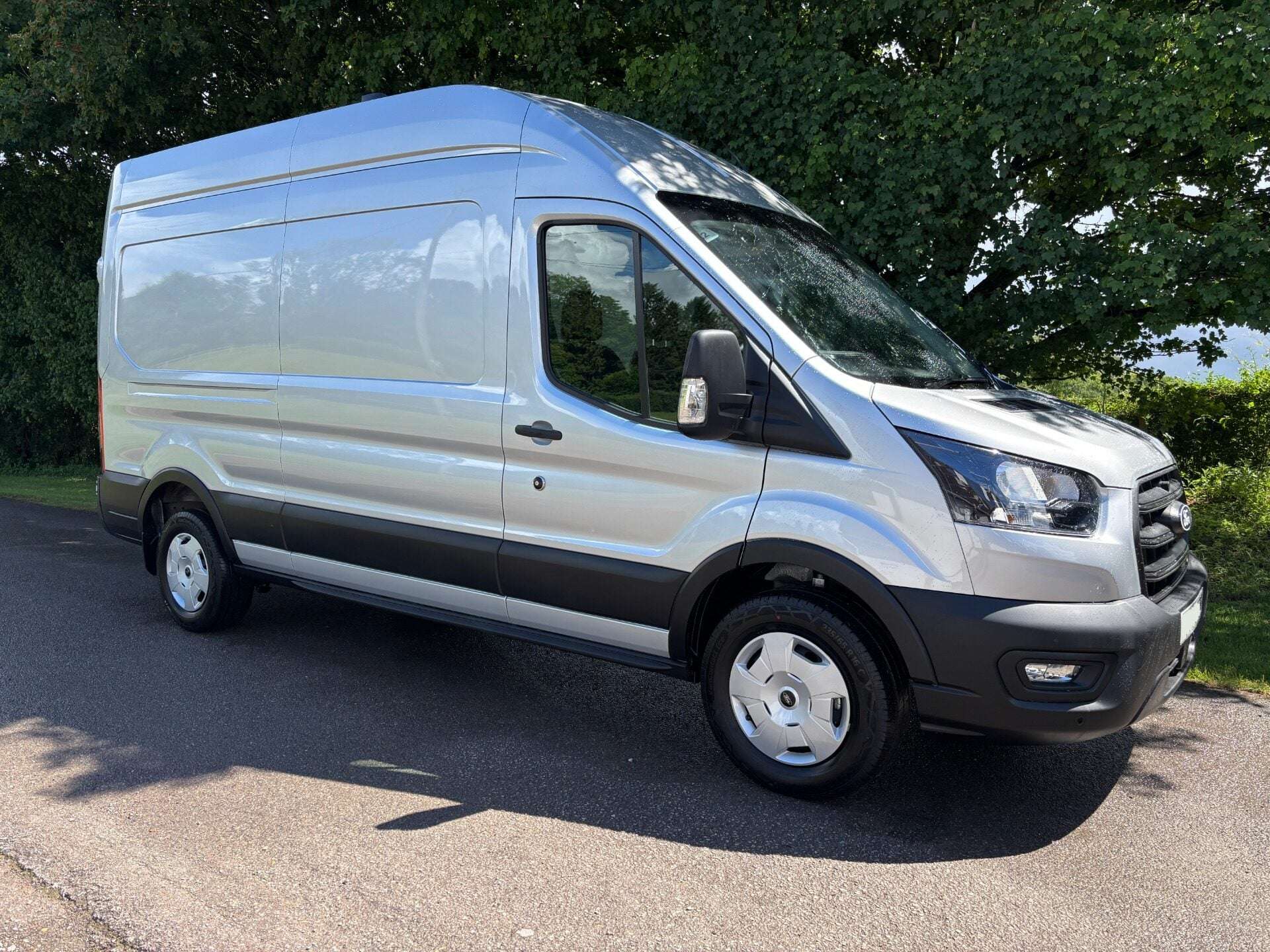 A 2026 FORD TRANSIT 350 Rwd Trend 130 ps L3H3 Panel Van - Air Con / Rear Camera A 2026 FORD TRANSIT 350 Rwd Trend 130 ps L3H3 Panel Van - Air Con / Rear Camera