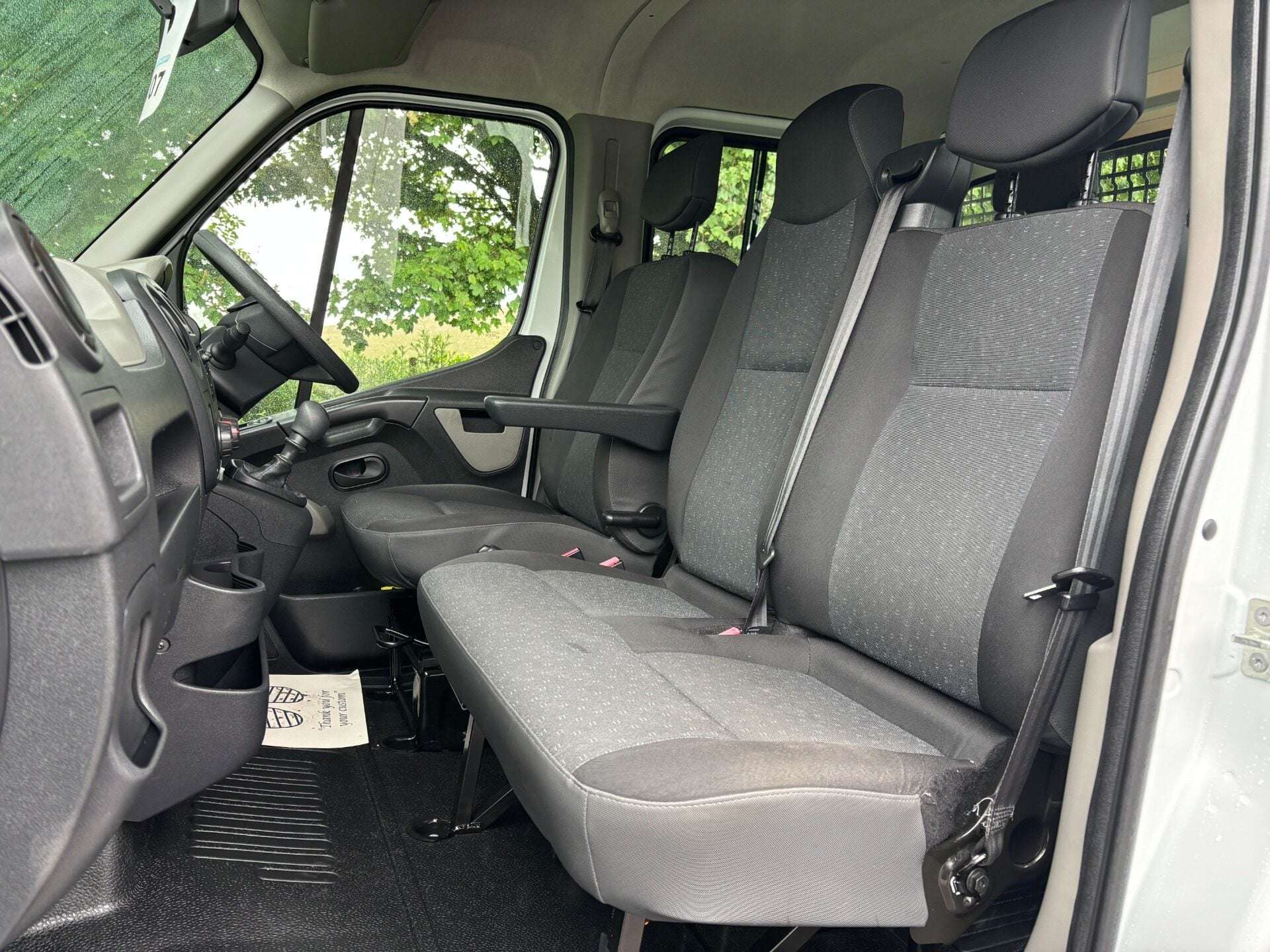 A 2016 VAUXHALL MOVANO F3500 L3 H1 125 ps Cdti Crew Cab Dropside with Tail Lift - Air Con A 2016 VAUXHALL MOVANO F3500 L3 H1 125 ps Cdti Crew Cab Dropside with Tail Lift - Air Con