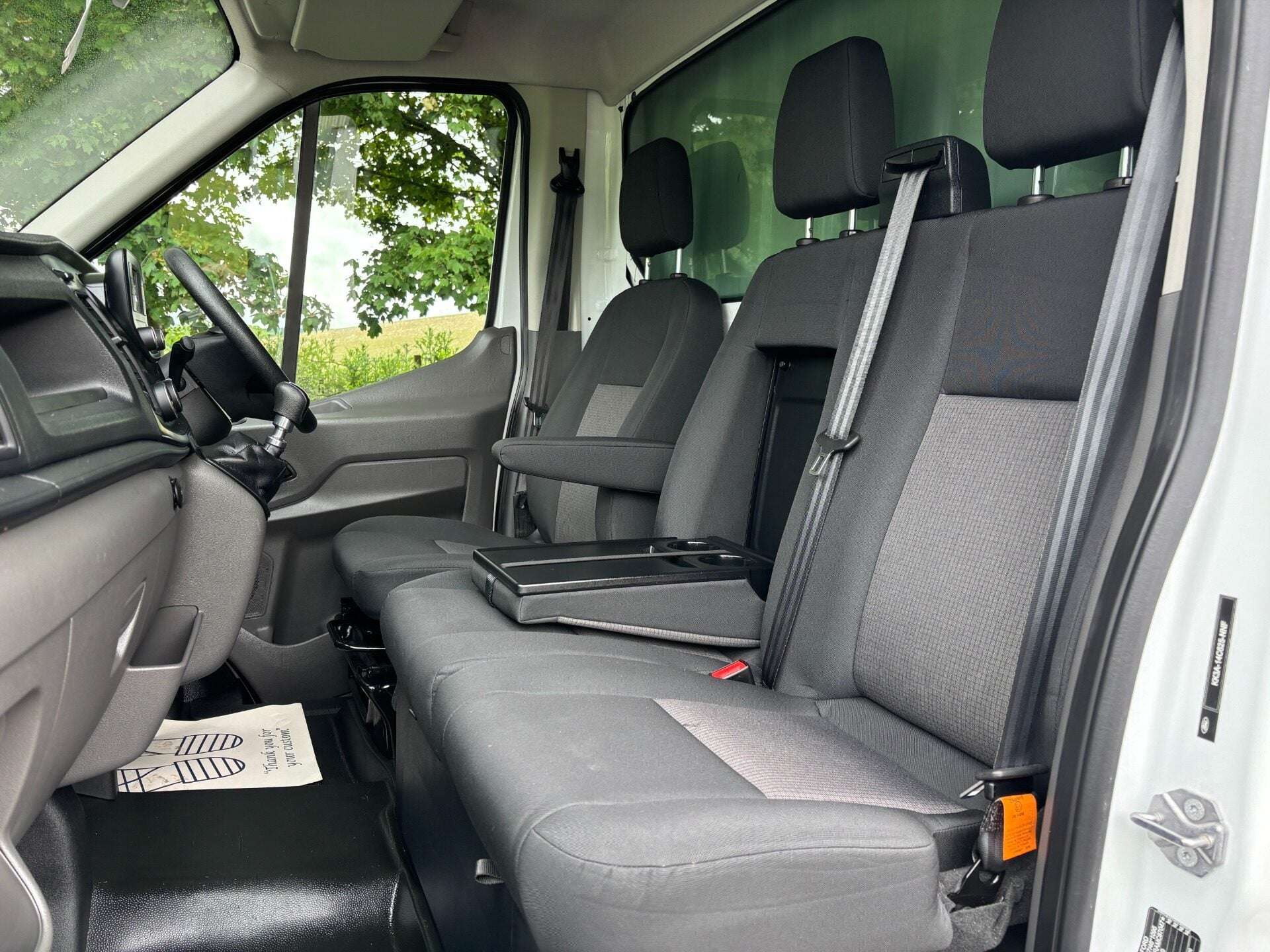 A 2022 FORD TRANSIT 350 Srw L4 130 ps Luton with Tail Lift A 2022 FORD TRANSIT 350 Srw L4 130 ps Luton with Tail Lift