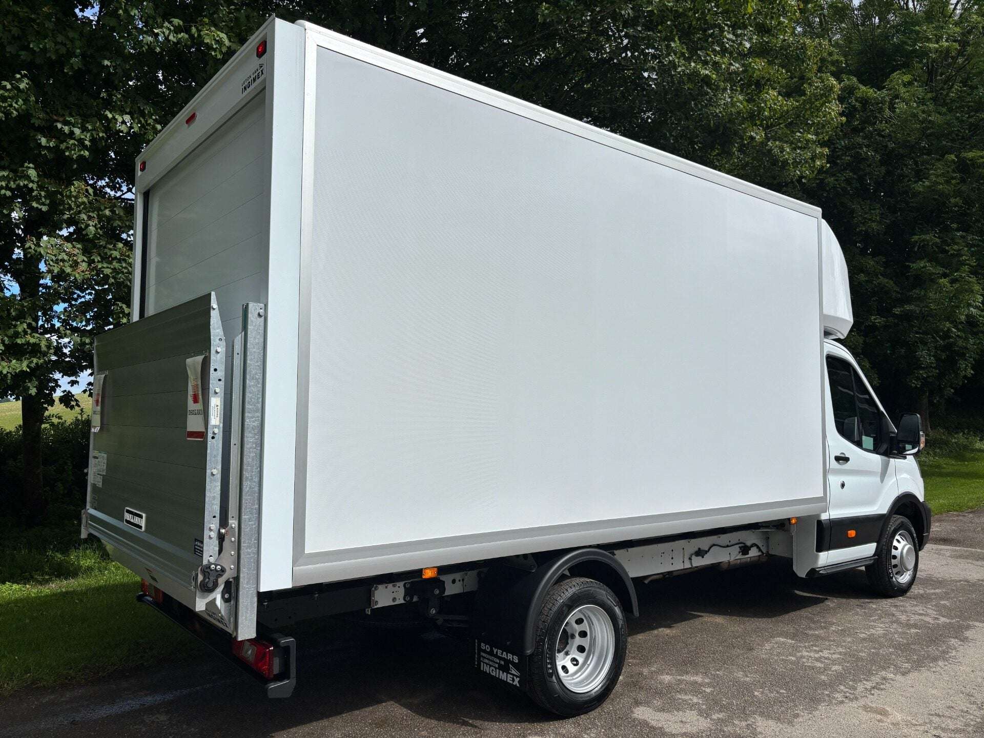 A 2026 FORD TRANSIT 350 Drw L4 Leader Luton with Tail Lift - Air Con / Rear Camera A 2026 FORD TRANSIT 350 Drw L4 Leader Luton with Tail Lift - Air Con / Rear Camera