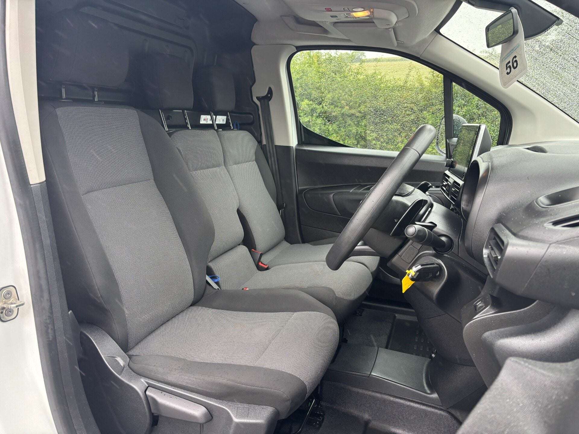 A 2019 CITROEN BERLINGO 1000 Enterprise M 130 ps BlueHdi EAT8 Panel Van A 2019 CITROEN BERLINGO 1000 Enterprise M 130 ps BlueHdi EAT8 Panel Van
