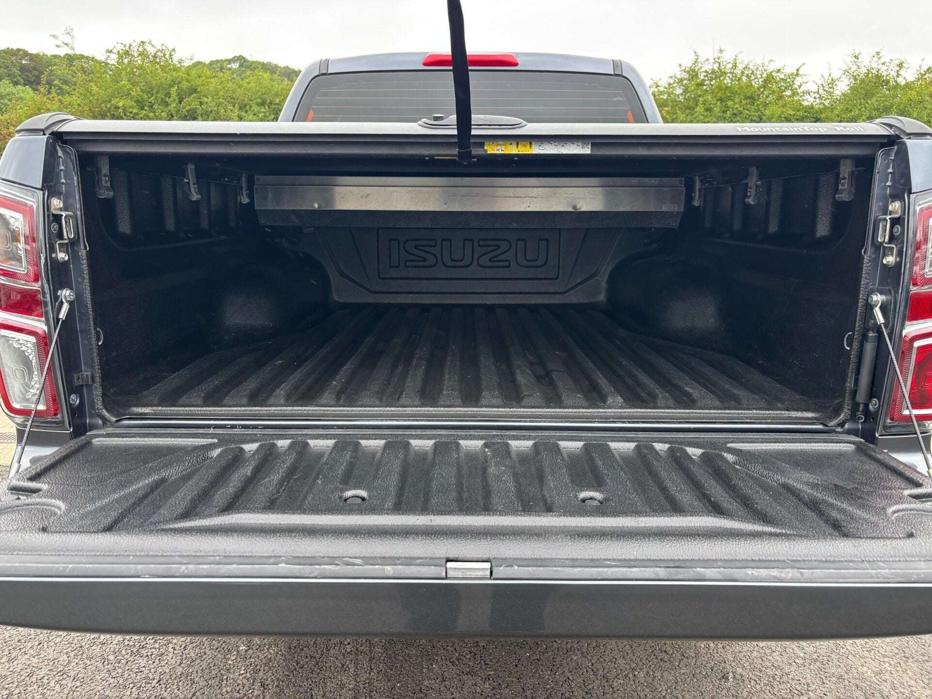 2022 ISUZU D-MAX 2022 ISUZU D-MAX