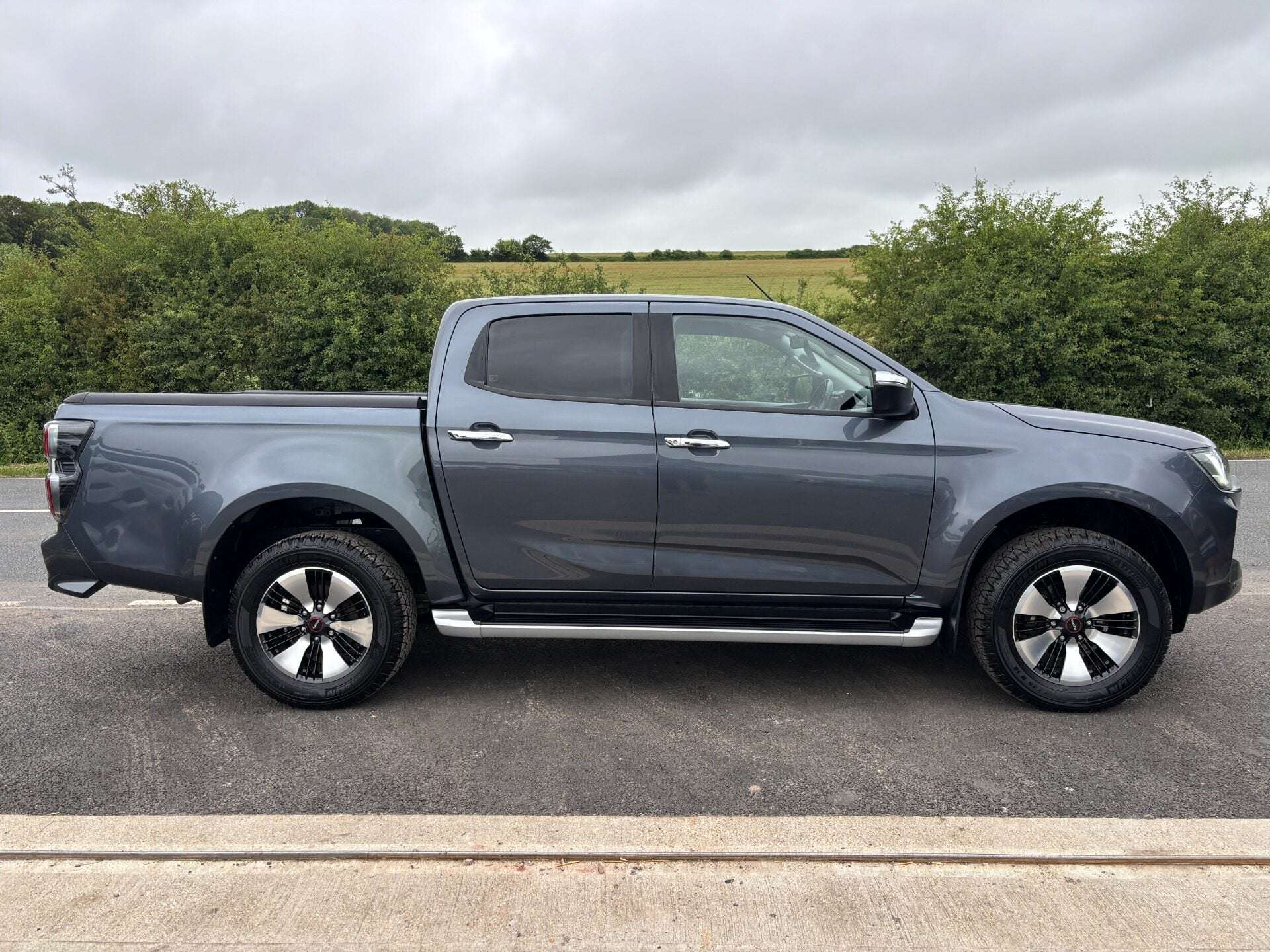 2022 ISUZU D-MAX 2022 ISUZU D-MAX