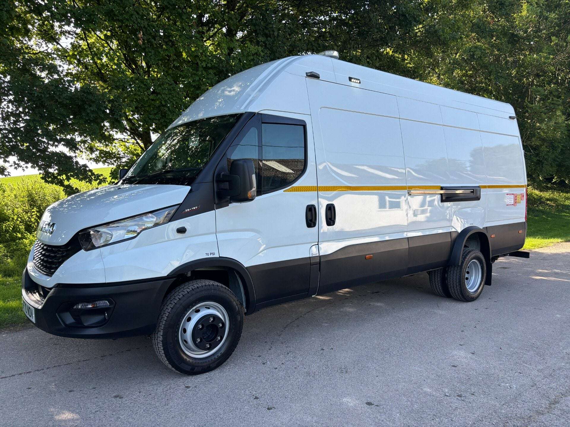 A 2020 IVECO DAILY 70C18V Welfare/Workshop Van - Air Conditioning A 2020 IVECO DAILY 70C18V Welfare/Workshop Van - Air Conditioning