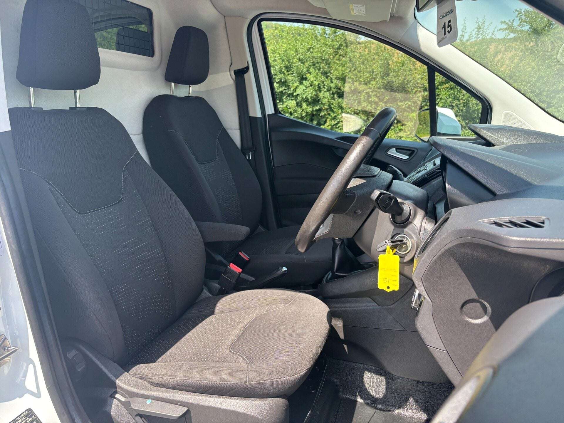 A 2018 FORD TRANSIT COURIER Trend 1.0 Ecoboost 100ps Panel Van - Tailgate / Air Con A 2018 FORD TRANSIT COURIER Trend 1.0 Ecoboost 100ps Panel Van - Tailgate / Air Con