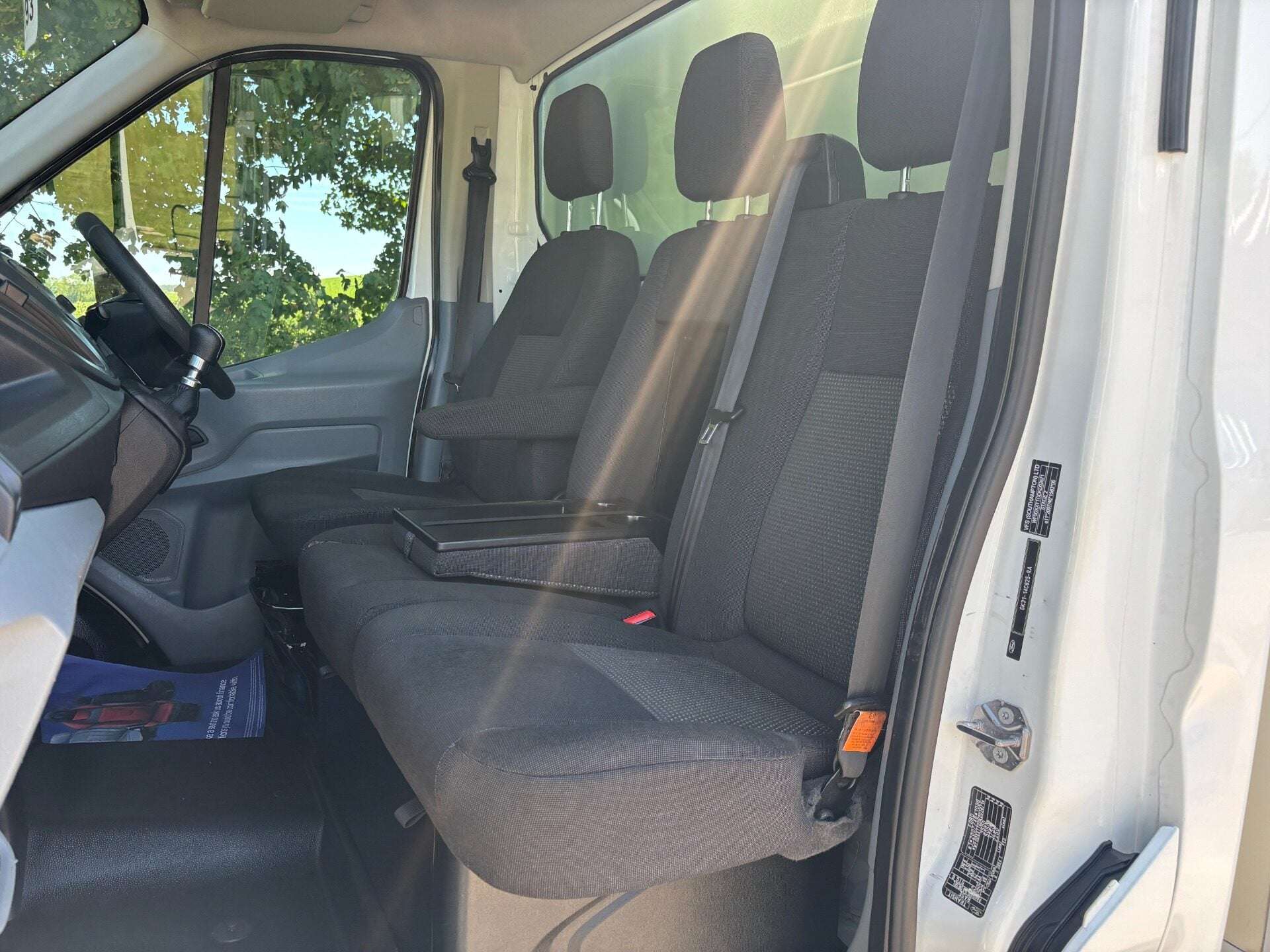 A 2019 FORD TRANSIT 350 Srw L3 130 ps Toolbox Cage Tipper A 2019 FORD TRANSIT 350 Srw L3 130 ps Toolbox Cage Tipper