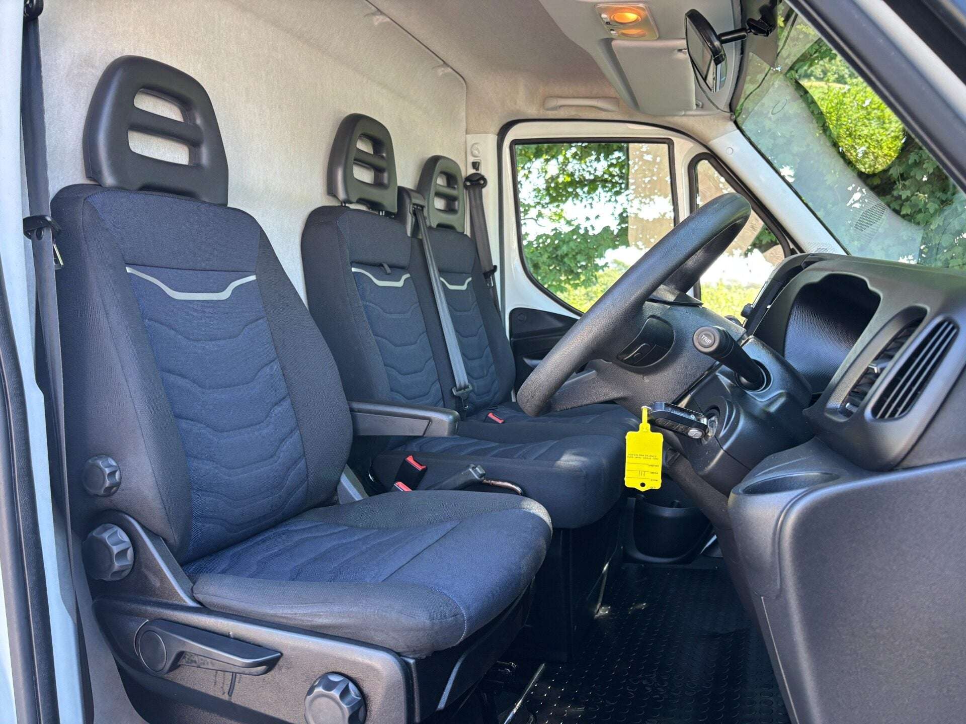 A 2021 IVECO DAILY 35C16 HV Business 3520 Panel Van - Sat Nav / Rear Camera A 2021 IVECO DAILY 35C16 HV Business 3520 Panel Van - Sat Nav / Rear Camera