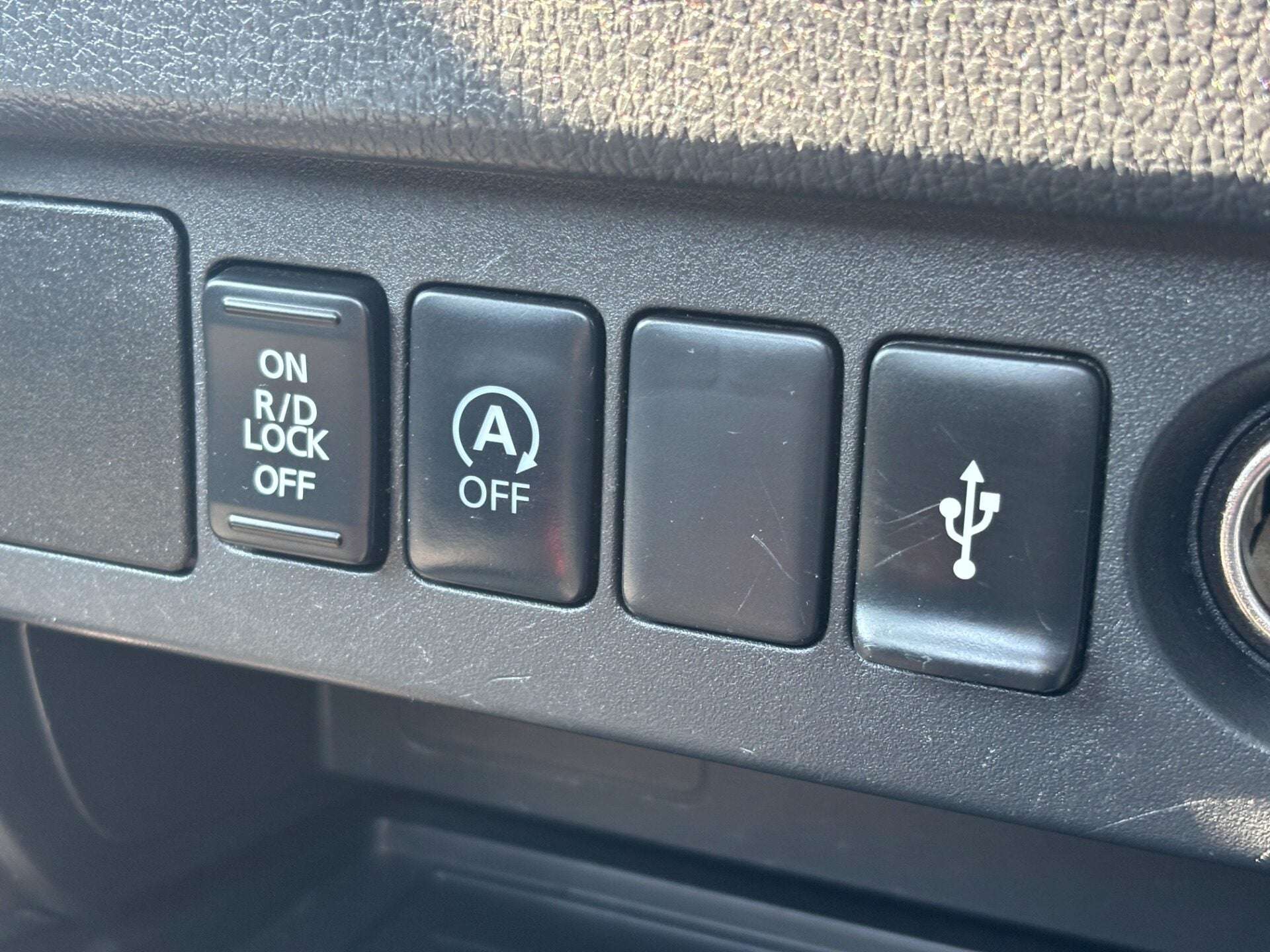 2019 MITSUBISHI L200 2019 MITSUBISHI L200