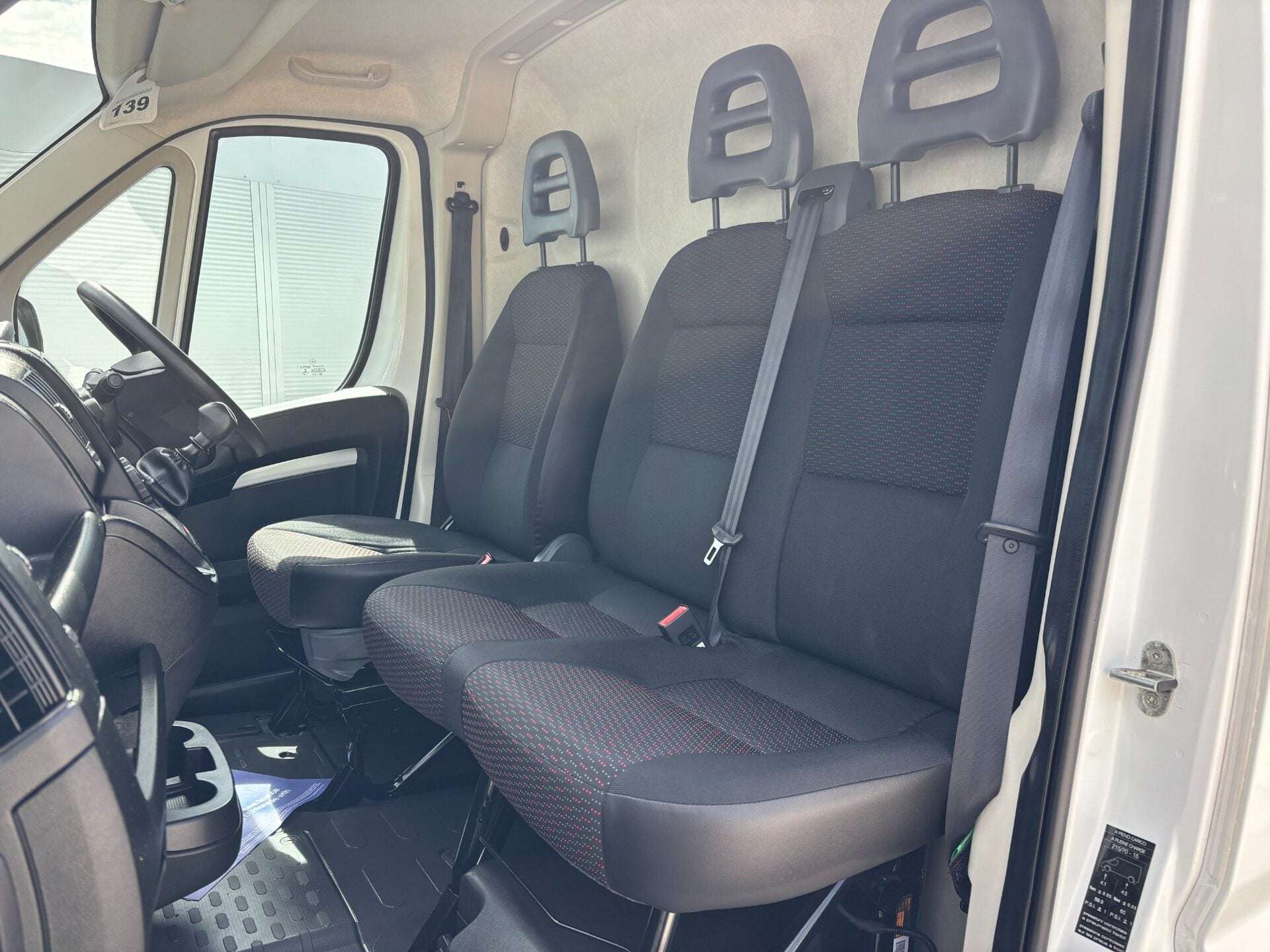 A 2020 CITROEN RELAY 33 L1H1 X 120 ps BlueHdi Panel Van - Racking & Invertor A 2020 CITROEN RELAY 33 L1H1 X 120 ps BlueHdi Panel Van - Racking & Invertor