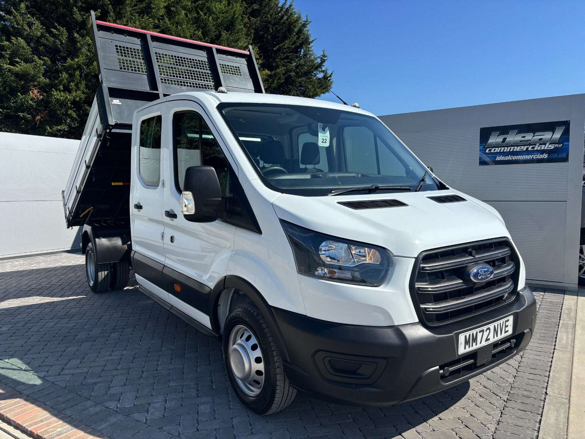 A 2022 FORD TRANSIT 350 Drw L3 130 ps Crew Cab Tipper - Air Conditioning A 2022 FORD TRANSIT 350 Drw L3 130 ps Crew Cab Tipper - Air Conditioning