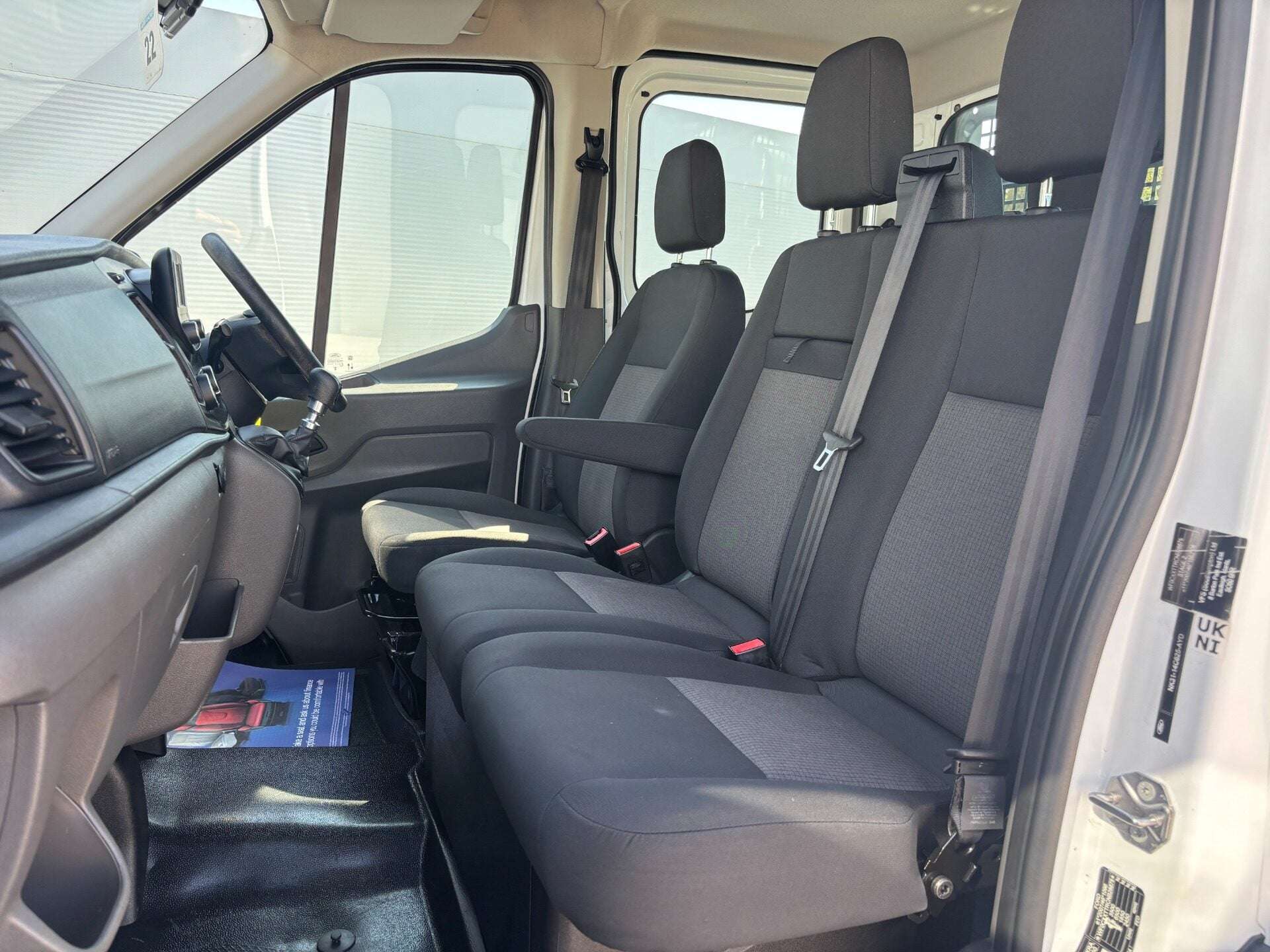 A 2022 FORD TRANSIT 350 Drw L3 130 ps Crew Cab Tipper - Air Conditioning A 2022 FORD TRANSIT 350 Drw L3 130 ps Crew Cab Tipper - Air Conditioning