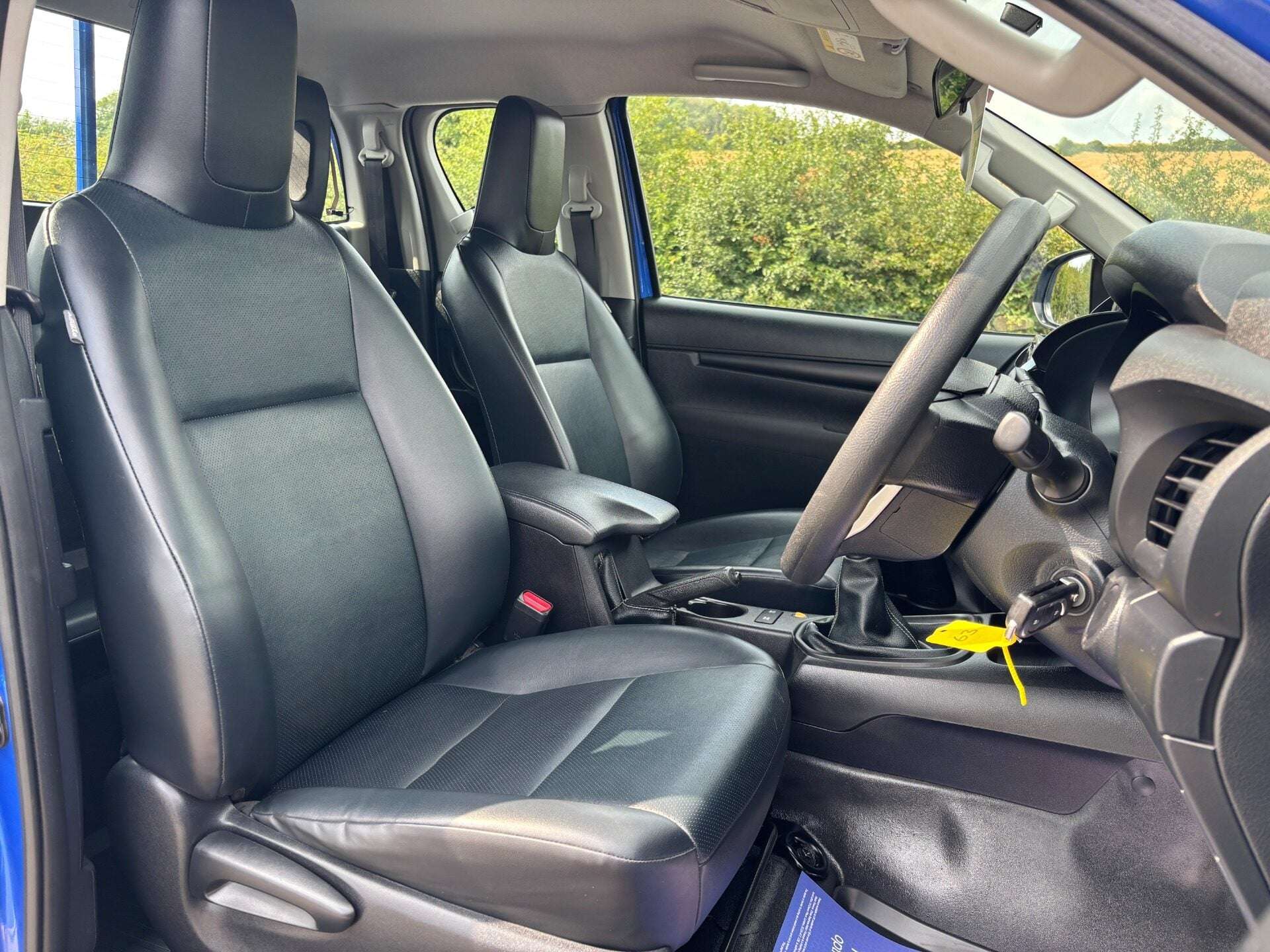 A 2020 TOYOTA HILUX Active 4WD D-4D ECB Pickup A 2020 TOYOTA HILUX Active 4WD D-4D ECB Pickup