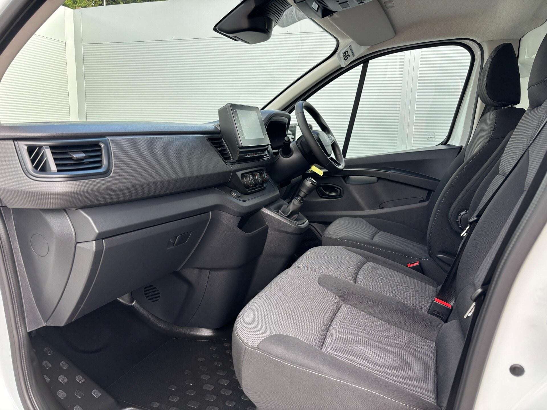 2026 RENAULT TRAFIC 2026 RENAULT TRAFIC