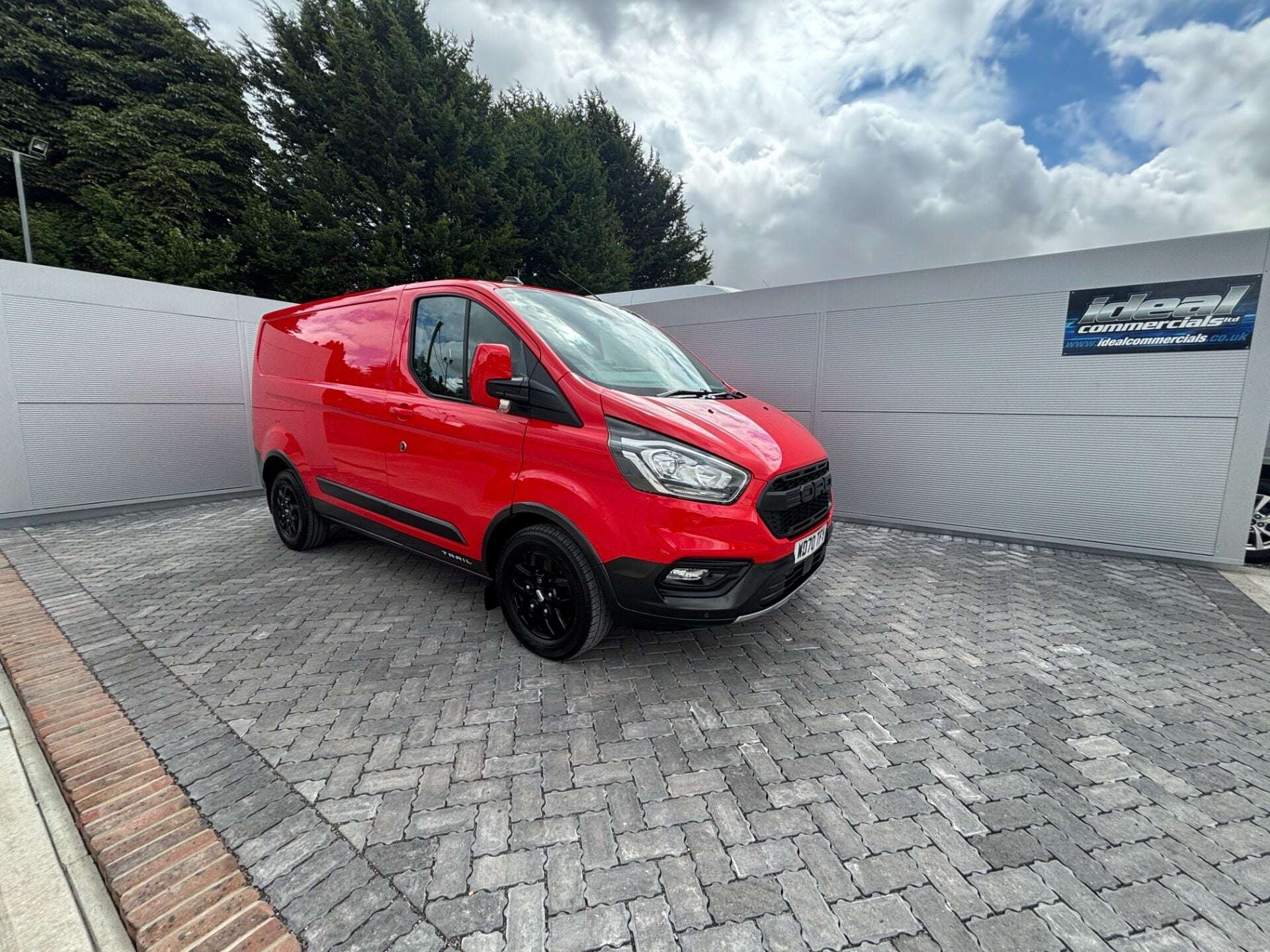 A 2021 FORD TRANSIT CUSTOM 300 L1 Trail 130ps Panel Van - No VAT A 2021 FORD TRANSIT CUSTOM 300 L1 Trail 130ps Panel Van - No VAT