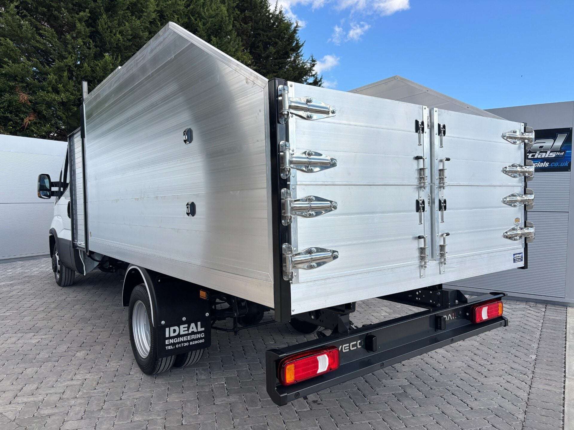 A 2026 IVECO DAILY 35C18H 3750WB Arborous Toolbox Tipper - Comfort Pack A 2026 IVECO DAILY 35C18H 3750WB Arborous Toolbox Tipper - Comfort Pack