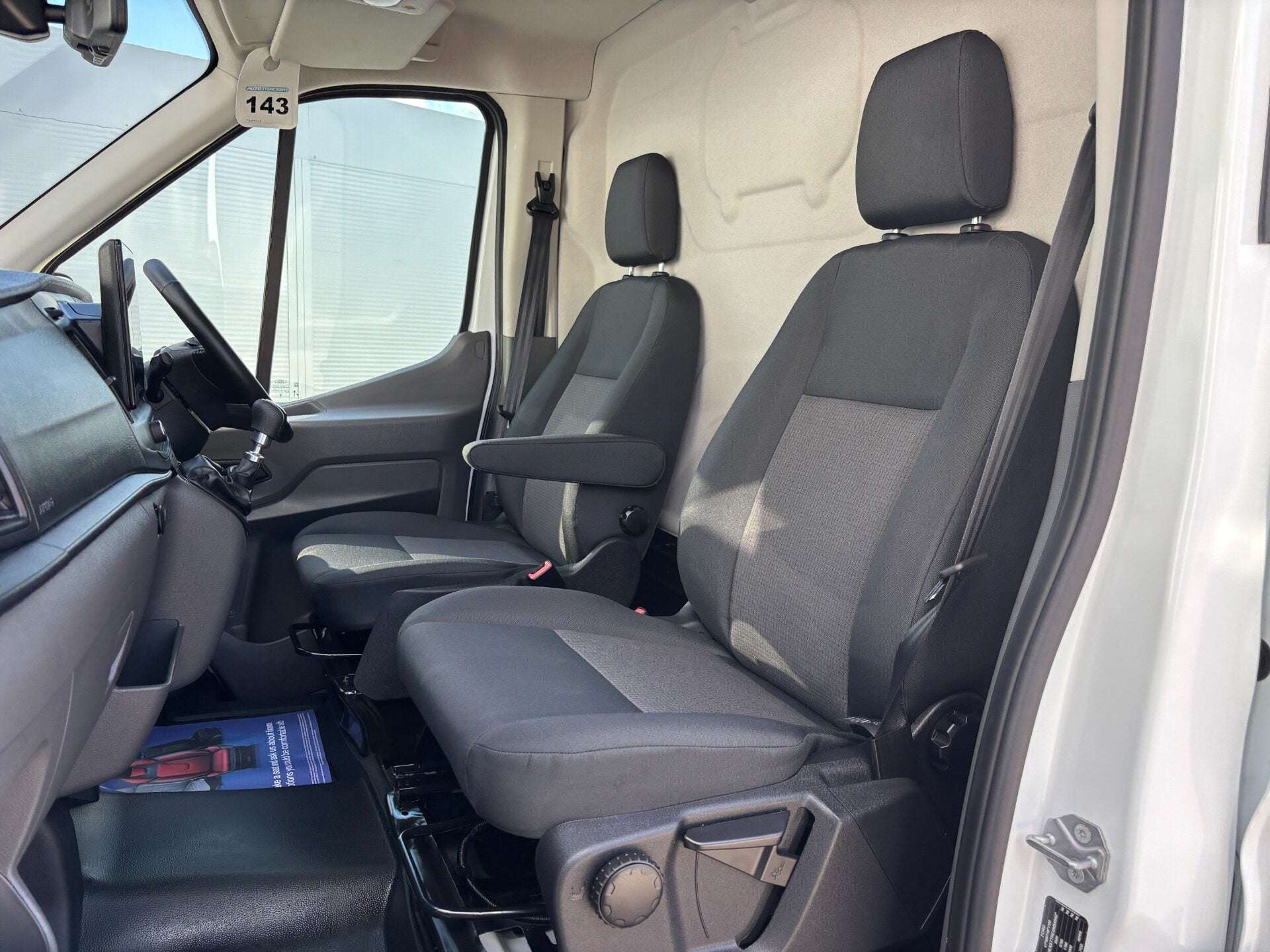 A 2026 FORD TRANSIT 350 L2 H2 130ps Leader Panel Van - Air Con / Rear Camera A 2026 FORD TRANSIT 350 L2 H2 130ps Leader Panel Van - Air Con / Rear Camera