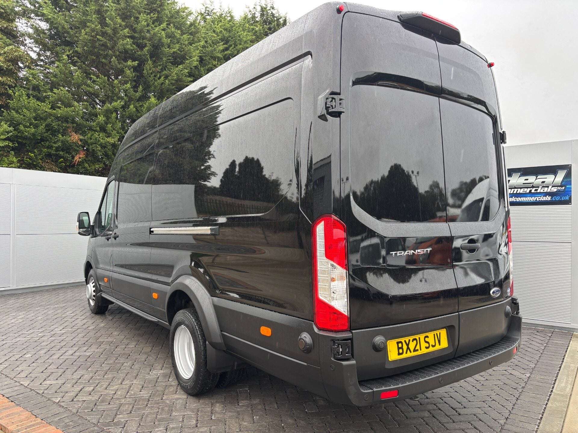 A 2024 FORD TRANSIT 500 L4 H3 170ps Automatic Panel Van A 2024 FORD TRANSIT 500 L4 H3 170ps Automatic Panel Van