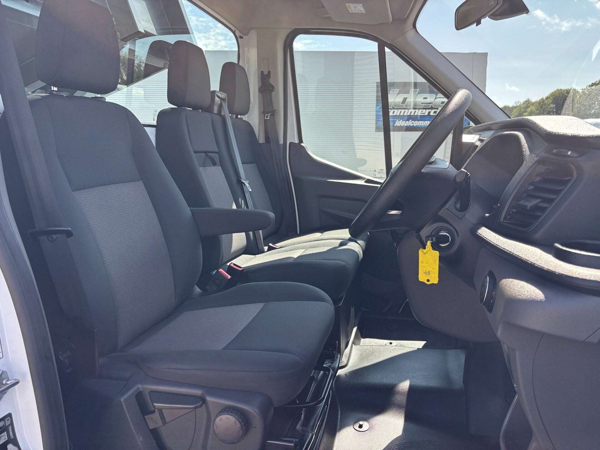 A 2025 FORD TRANSIT 350 Drw L2 165ps Single Cab Tipper - Rear Camera A 2025 FORD TRANSIT 350 Drw L2 165ps Single Cab Tipper - Rear Camera