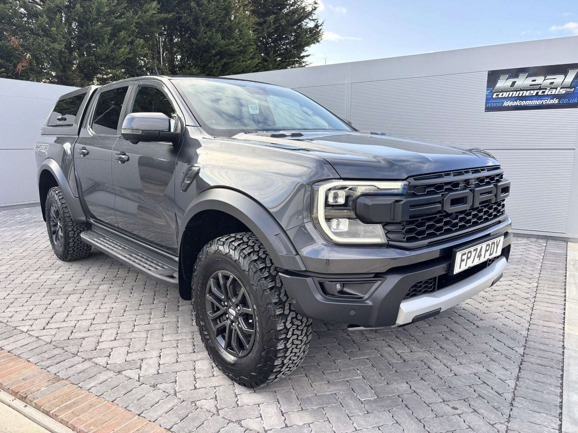 A 2024 FORD RANGER Raptor 3.0T V6 Ecoboost 292 - Glazed Canopy with Gullwings A 2024 FORD RANGER Raptor 3.0T V6 Ecoboost 292 - Glazed Canopy with Gullwings