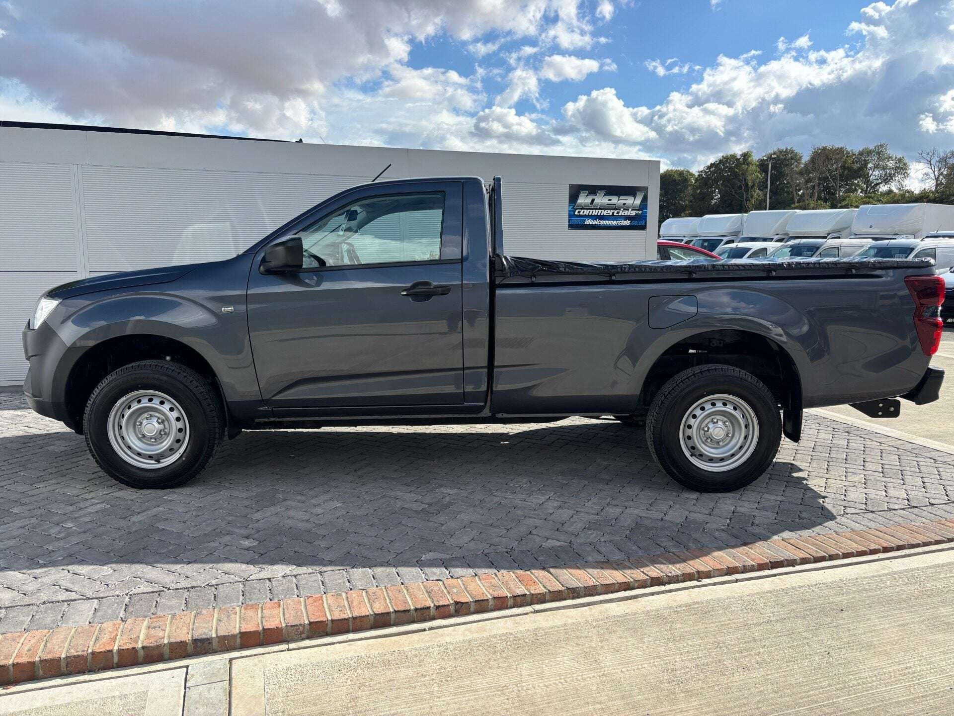 2021 ISUZU D-MAX 2021 ISUZU D-MAX