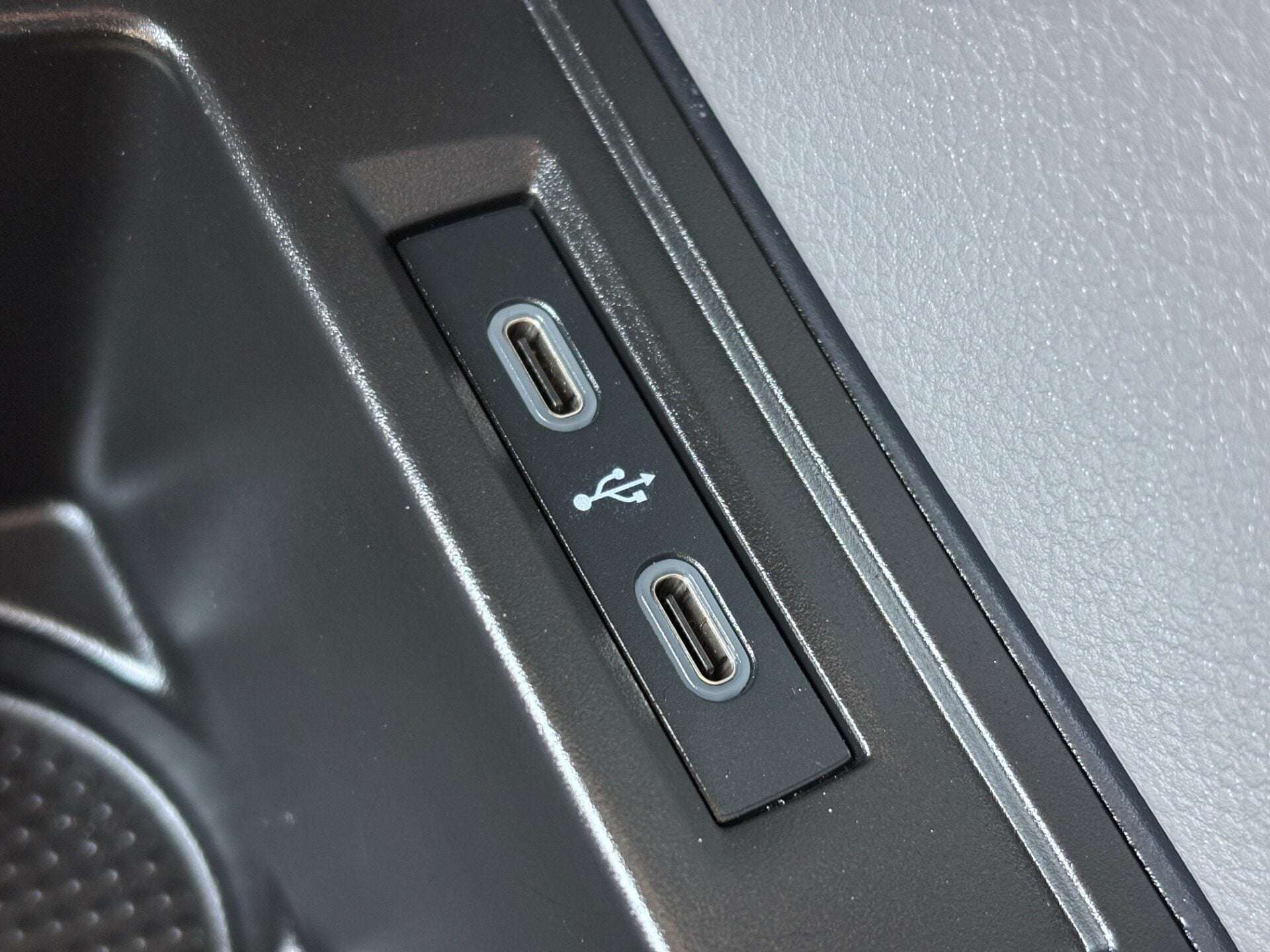 2024 VOLKSWAGEN TRANSPORTER 2024 VOLKSWAGEN TRANSPORTER