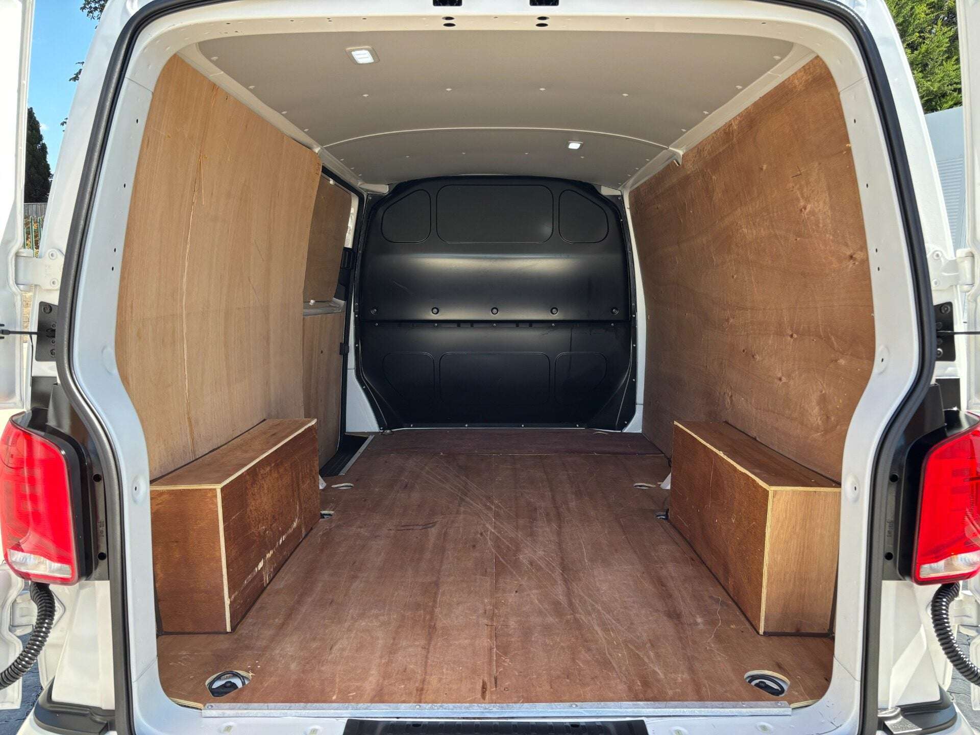 2024 VOLKSWAGEN TRANSPORTER 2024 VOLKSWAGEN TRANSPORTER